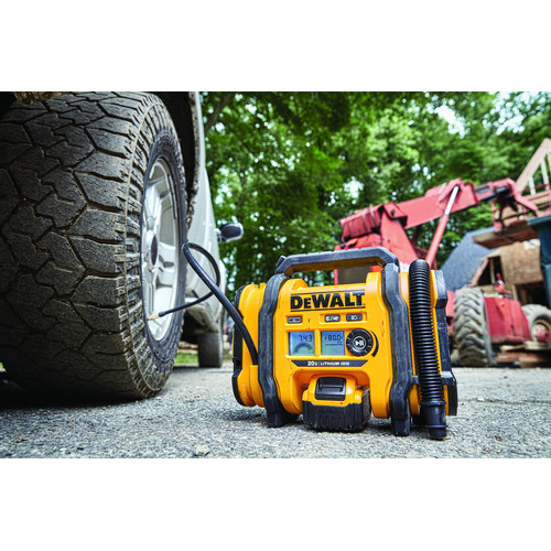 DEWALT Dewalt DCC020IB 20V MAX Lithium-Ion Corded/Cordless Air Inflator (Tool Only)