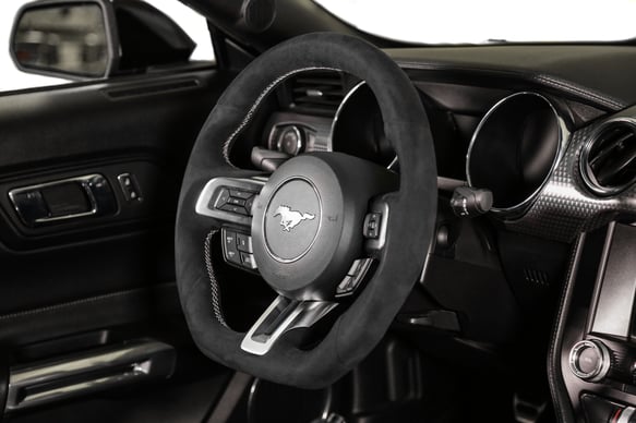 Holley REKUDO Steering Wheel - Alcantara Wrapped - Heated
