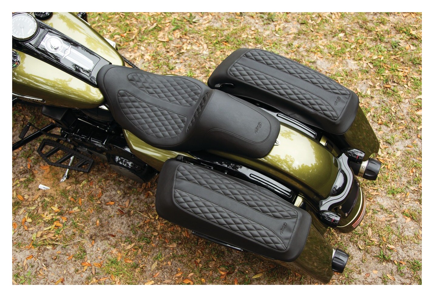 Mustang Signature Series Hightail Fastback by Dave Perewitz for Harley Touring 2008-2025