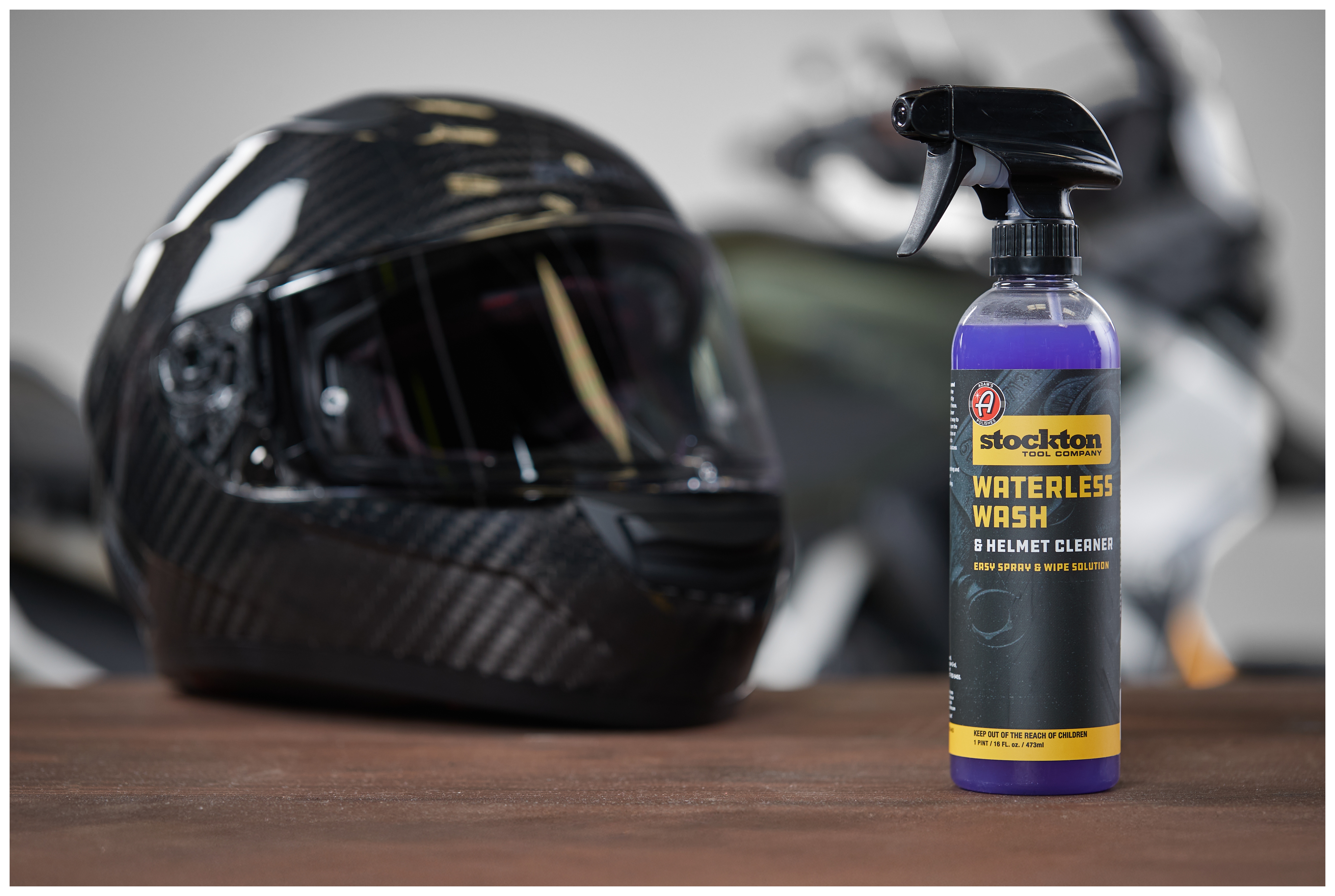 Stockton X Adam's Waterless Wash and Helmet Cleaner