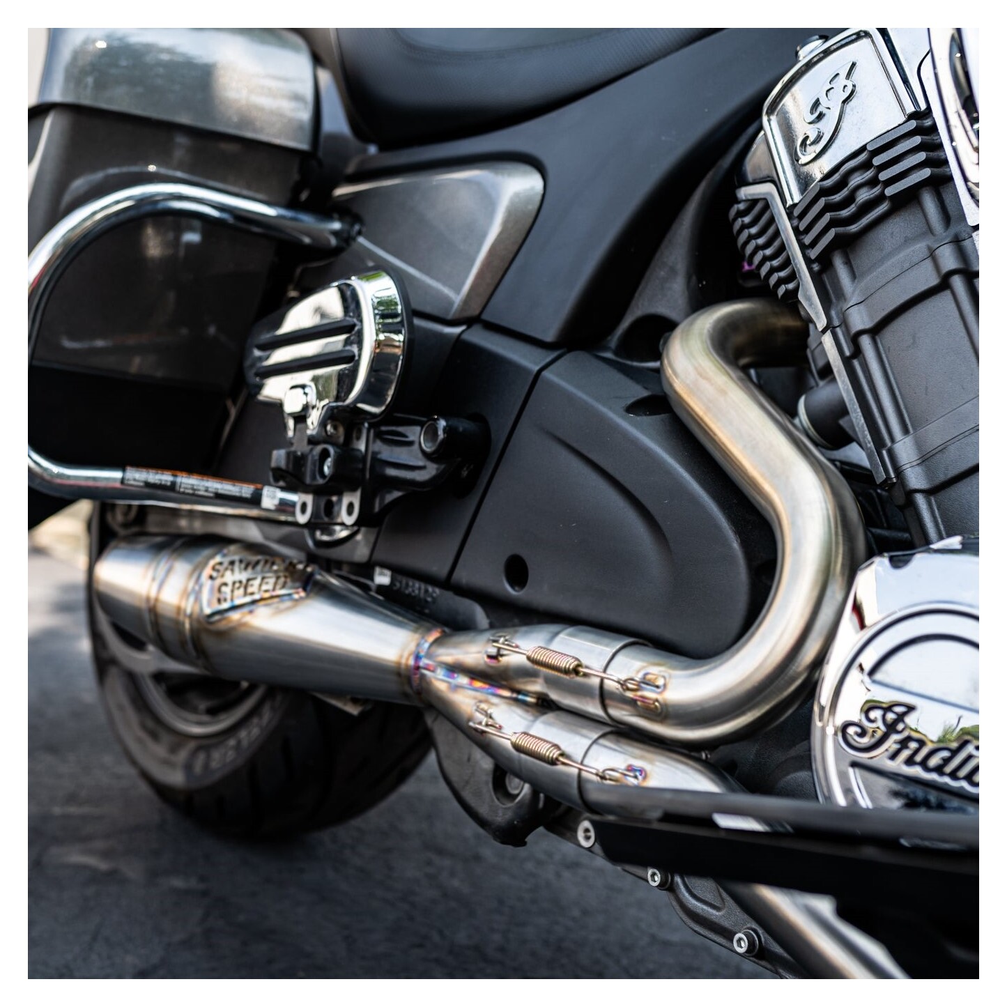 Sawicki Speed Shop 2-Into-1 Shorty Exhaust For Indian