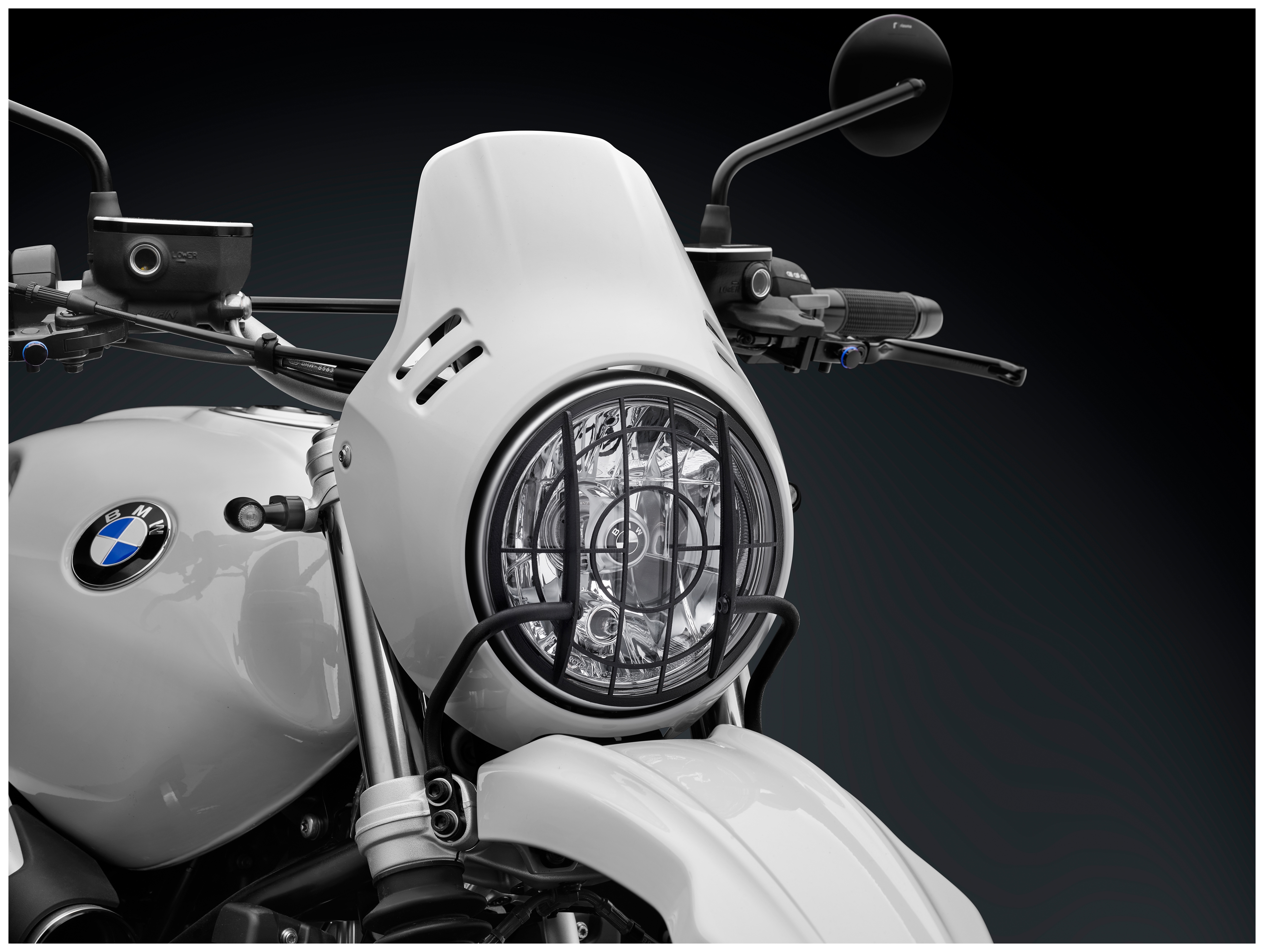 Rizoma Headlight Guard