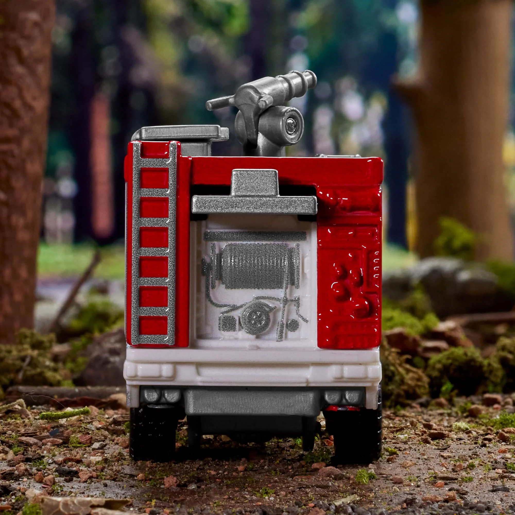 Mattel Creations Matchbox Collectors Mercedes-Benz Unimog Fire Truck