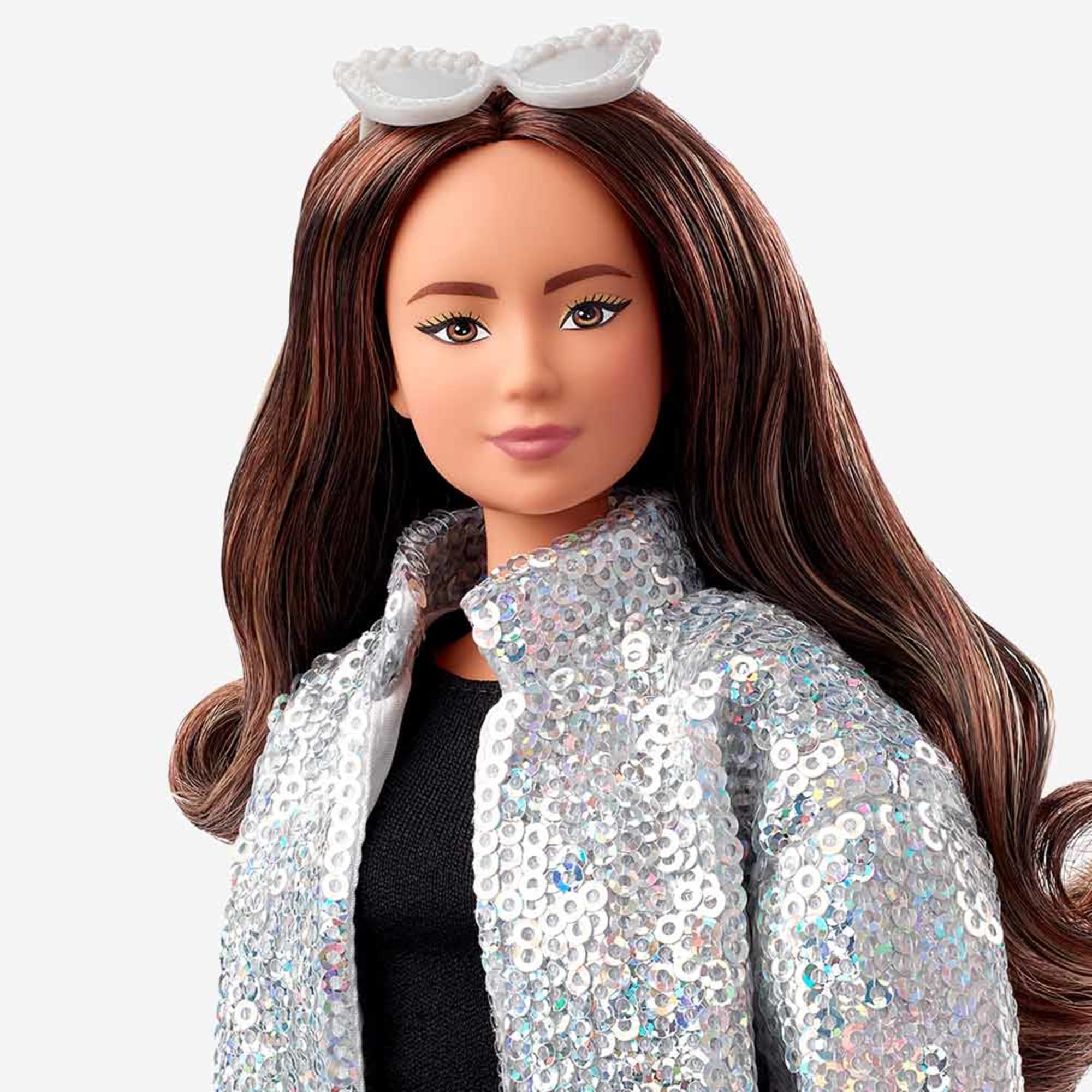 Mattel Creations Barbie @BarbieStyle Doll 3