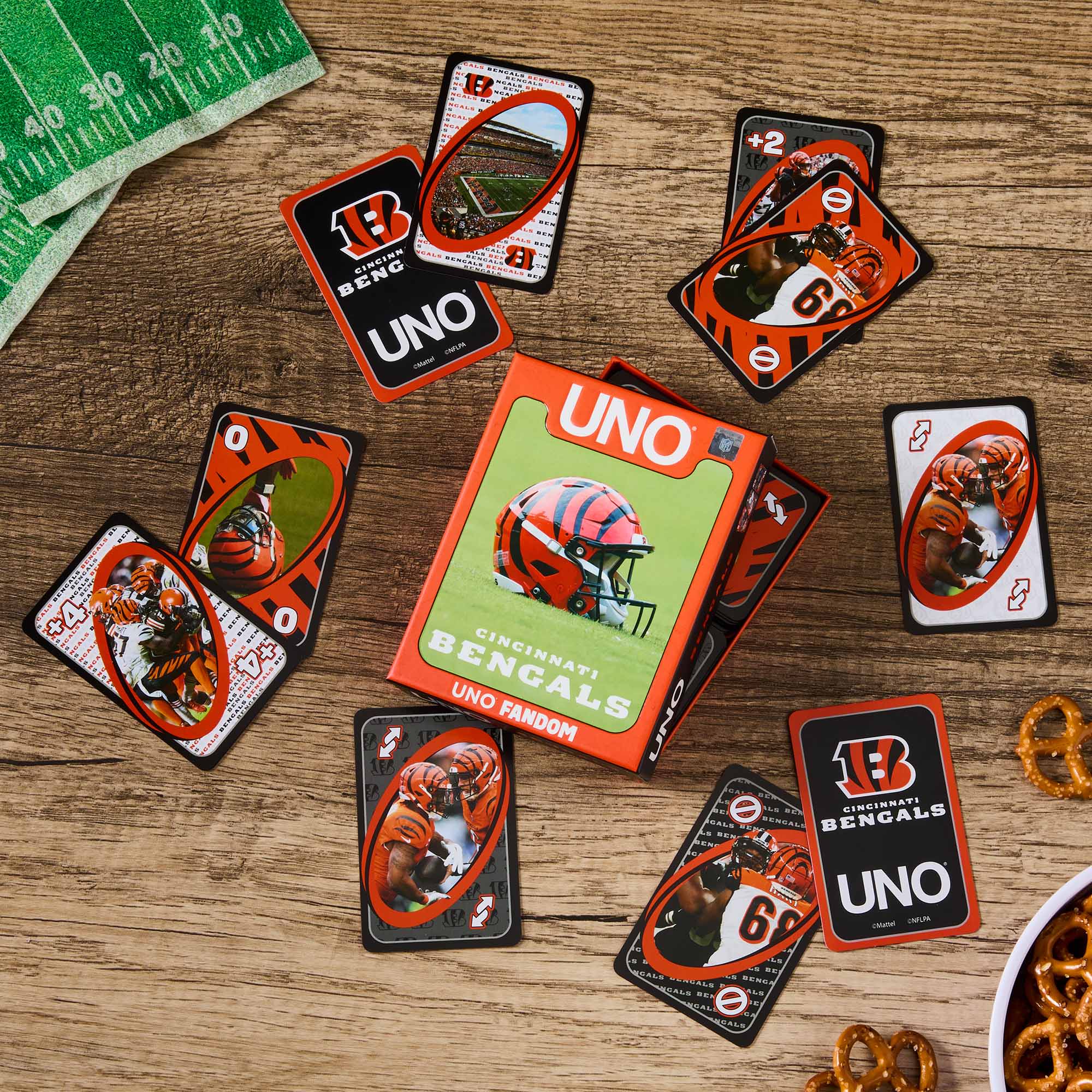 Mattel Creations UNO Fandom NFL Cincinnati Bengals Game Deck