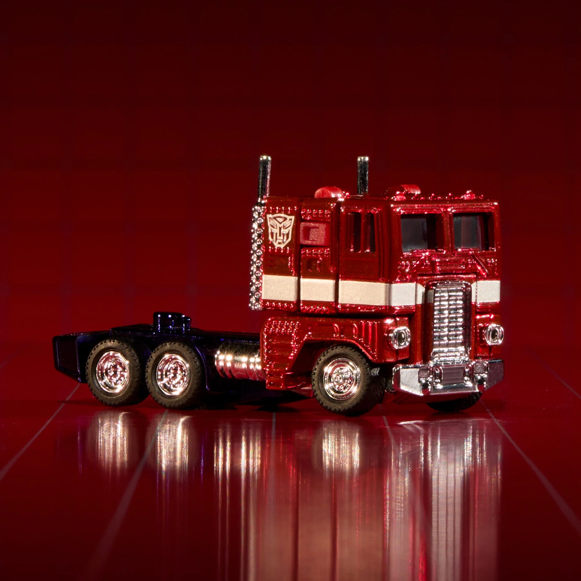 Mattel Creations Hot Wheels Transformers Optimus Prime