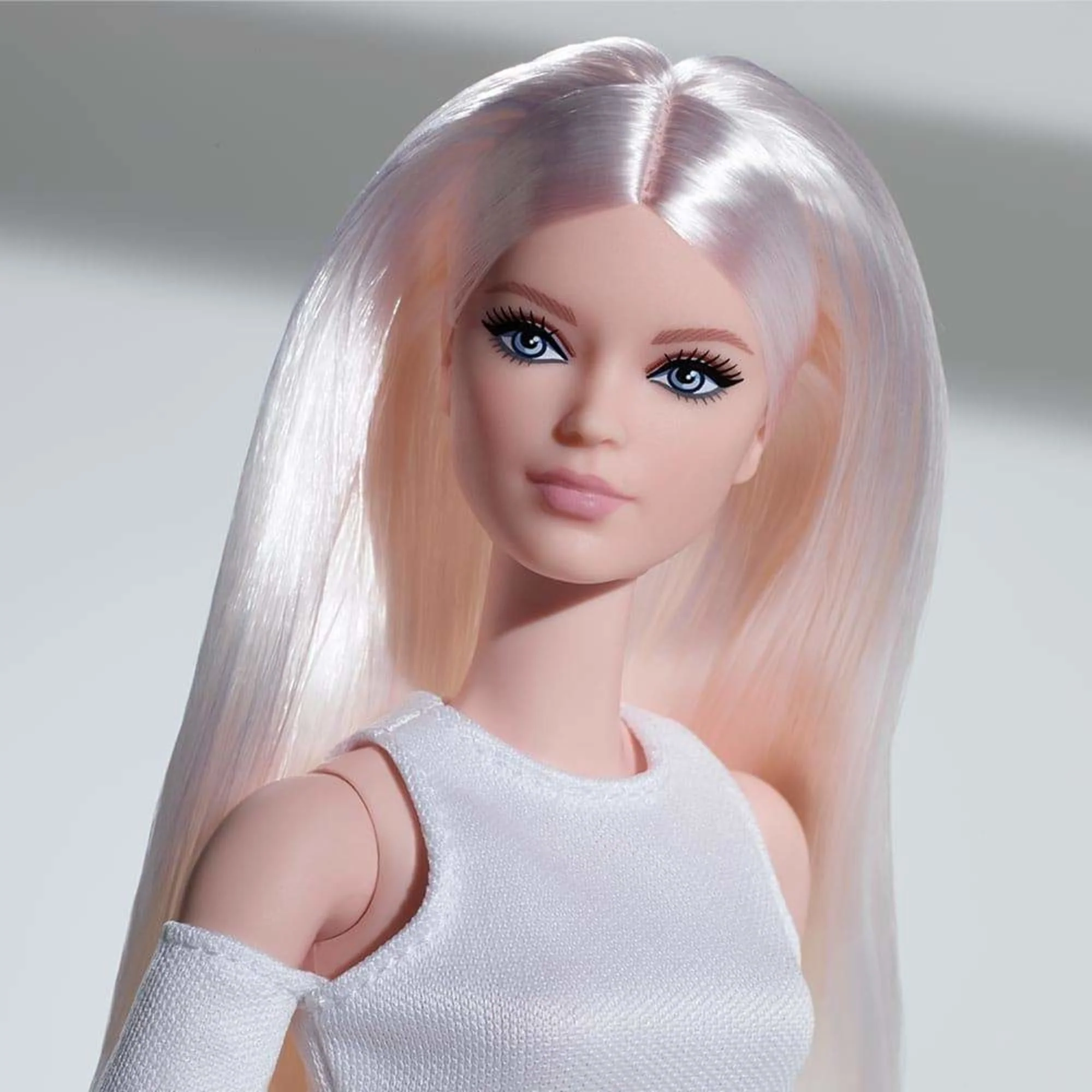 Mattel Creations Barbie Looks Doll (Tall, Blonde)
