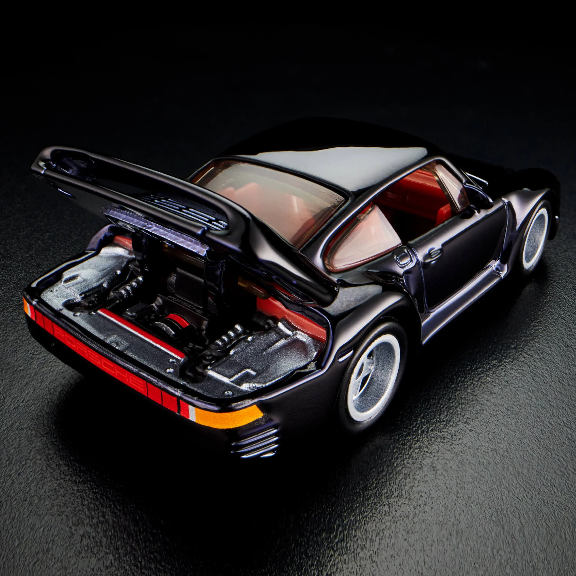Mattel Creations RLC Exclusive 1986 Porsche 959