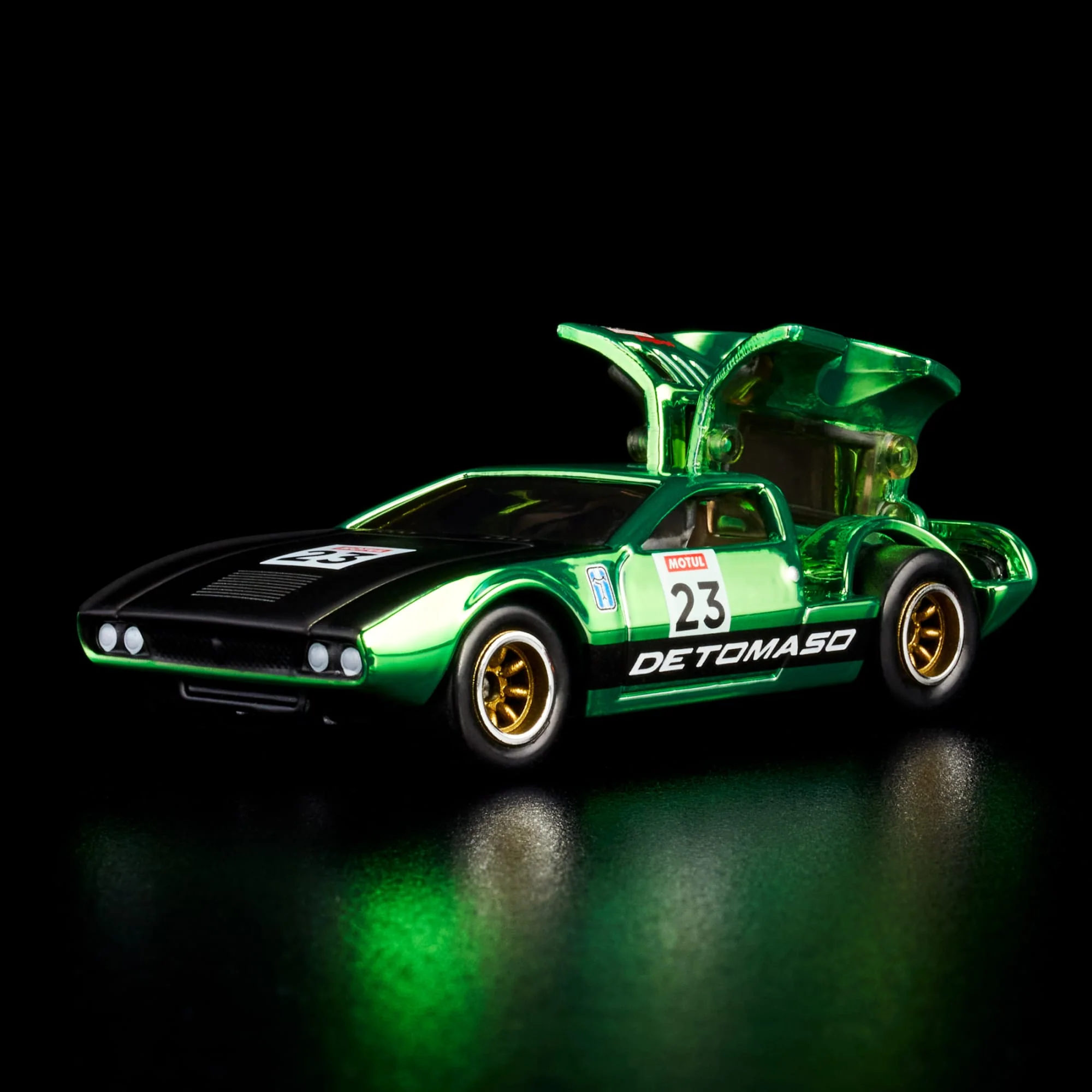 Mattel Creations RLC Exclusive 1971 De Tomaso Mangusta