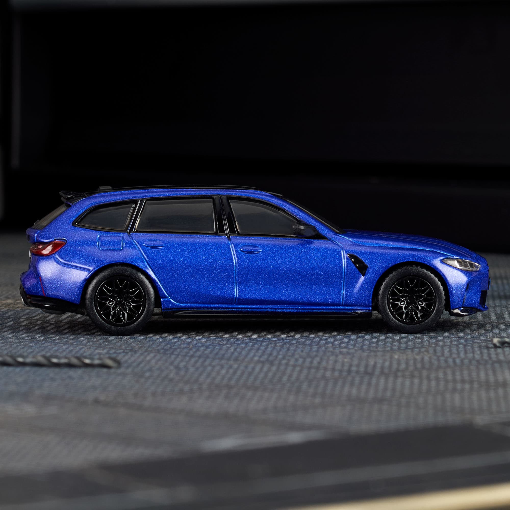 Mattel Creations Hot Wheels Elite 64 BMW M3 Touring
