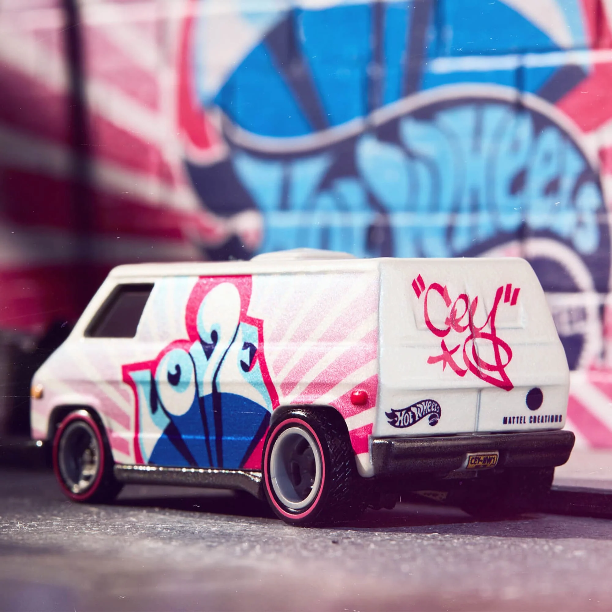 Mattel Creations Hot Wheels Cey Adams “LOVE” 70's Van