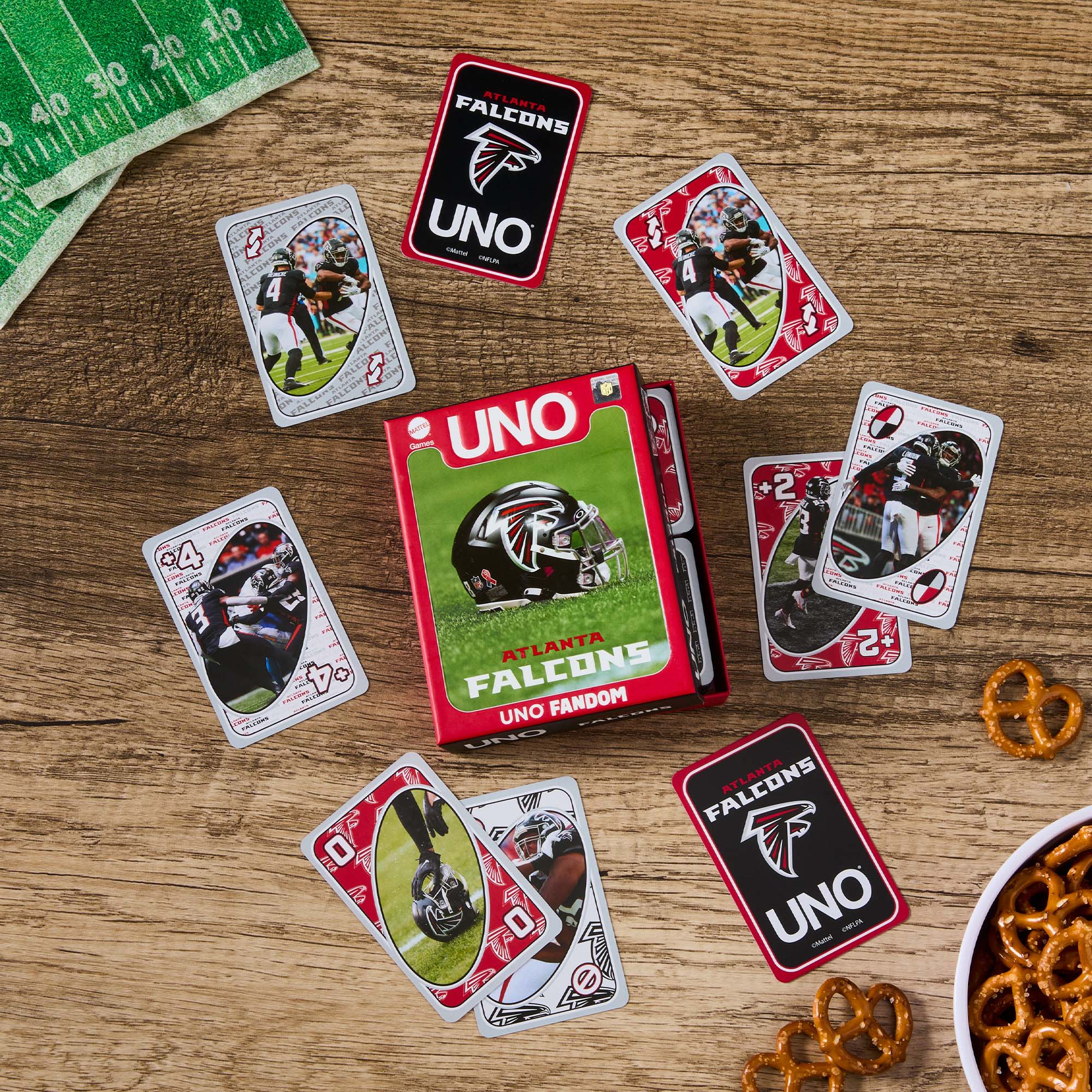 Mattel Creations UNO Fandom NFL Atlanta Falcons Game Deck