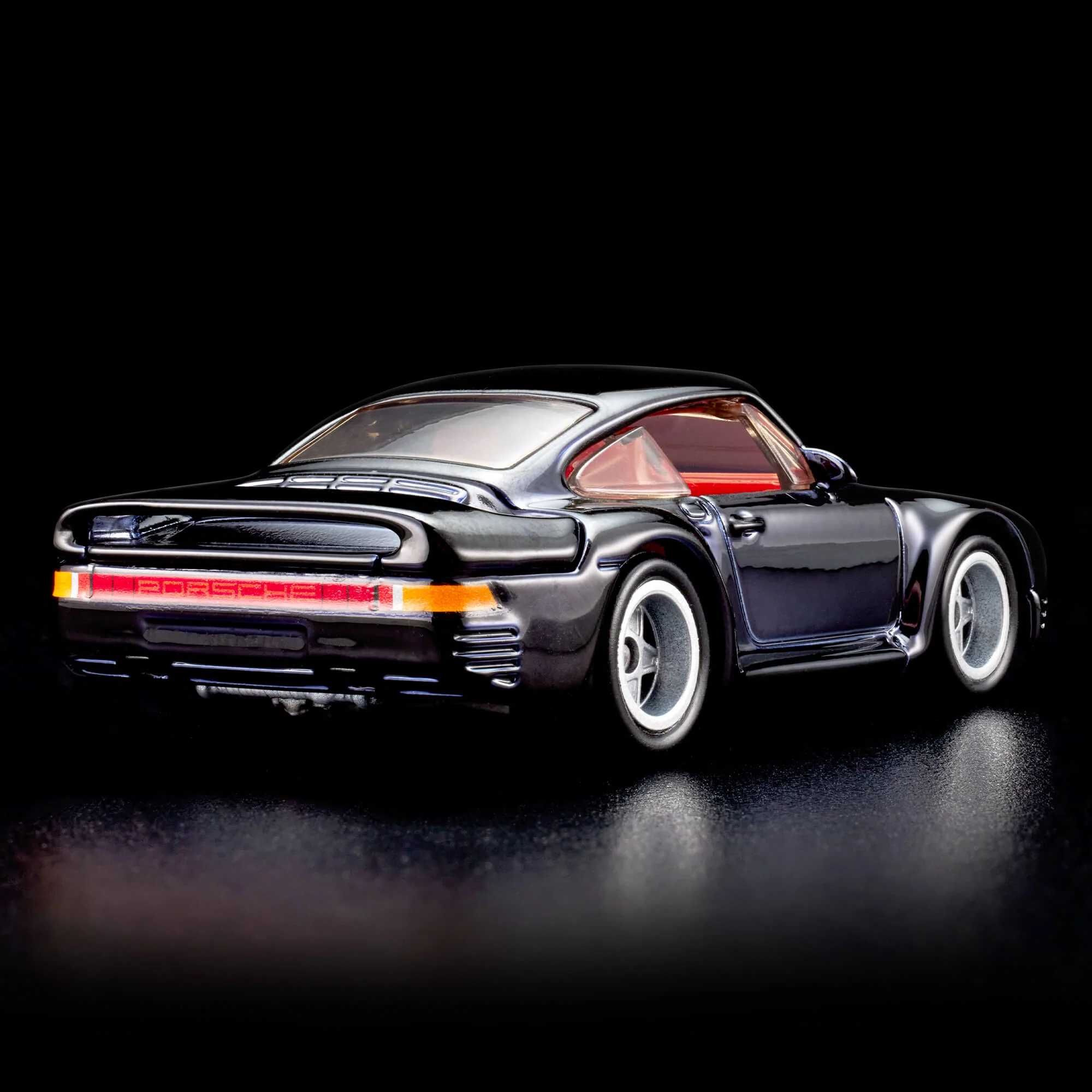 Mattel Creations RLC Exclusive 1986 Porsche 959