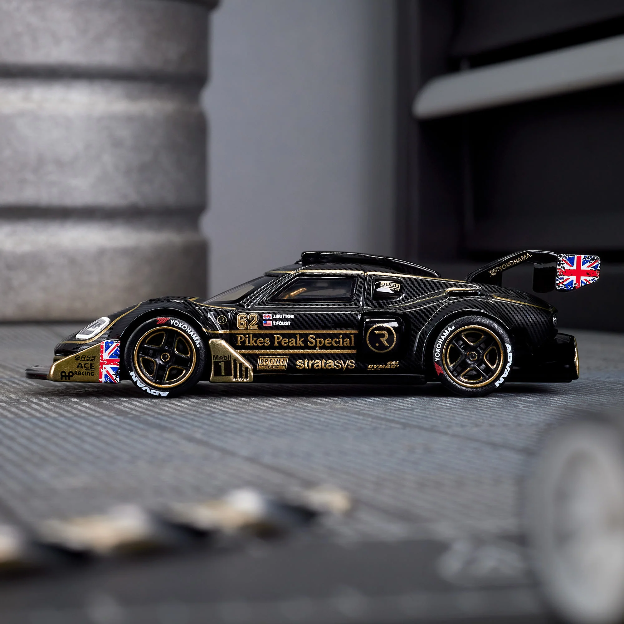 Mattel Creations Hot Wheels Elite 64 Radford Type 62-2 Pikes Peak