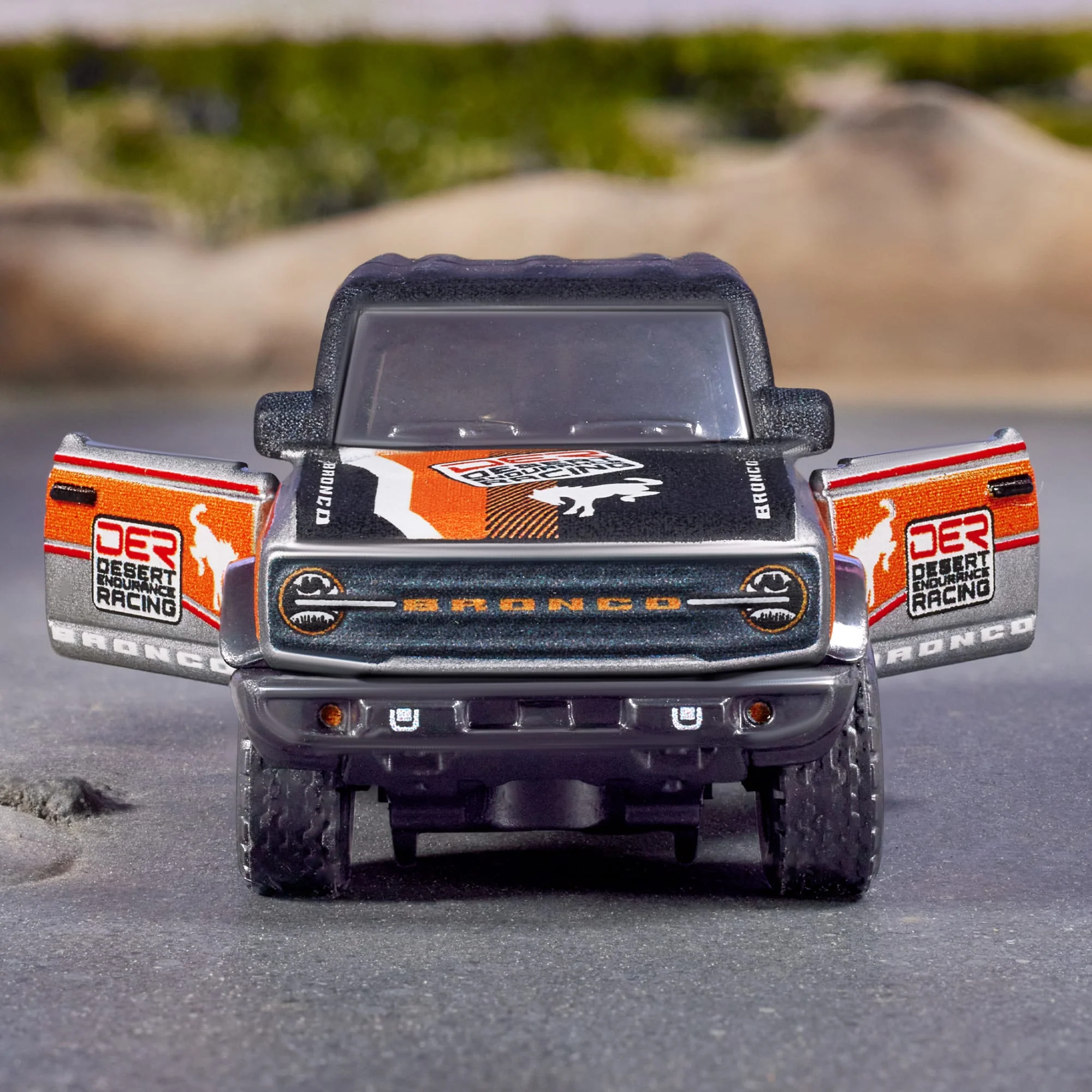 Mattel Creations Matchbox 2021 Ford Bronco