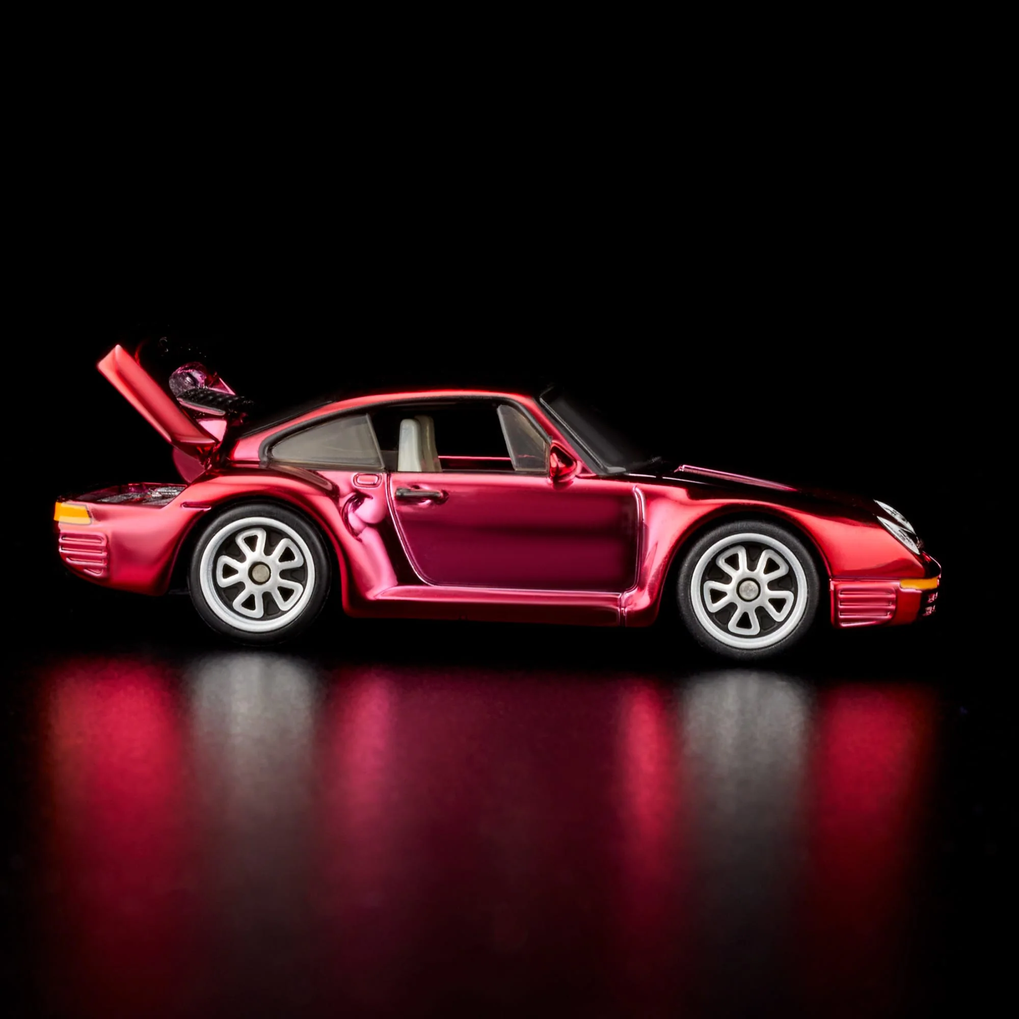 Mattel Creations RLC Exclusive 1986 Porsche 959