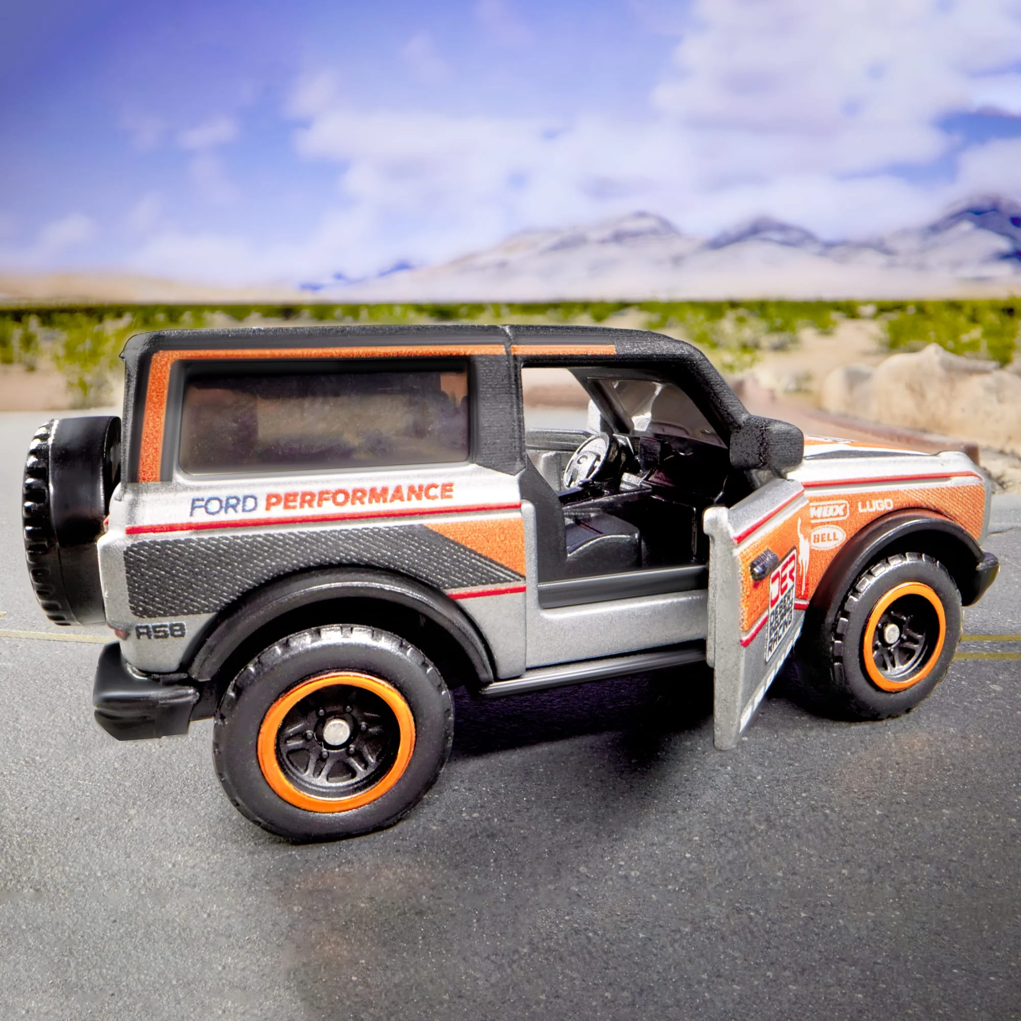 Mattel Creations Matchbox 2021 Ford Bronco