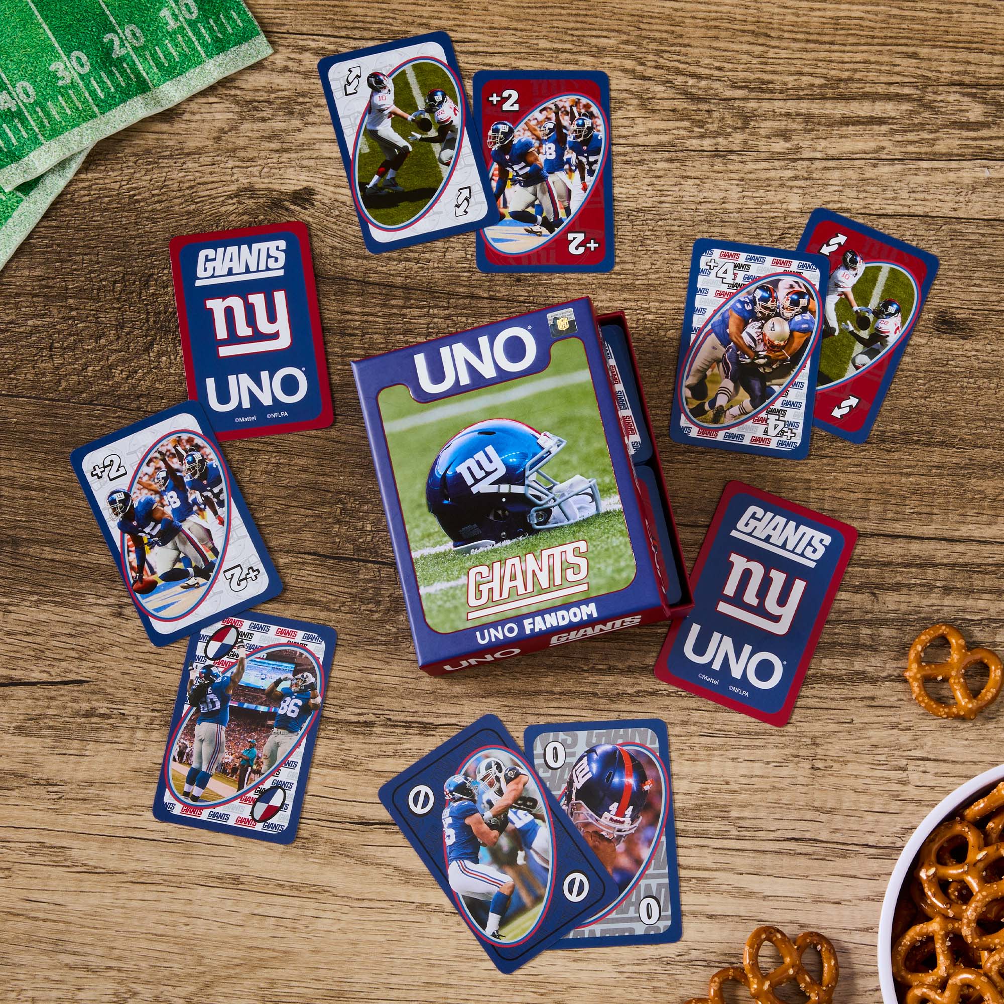Mattel Creations UNO Fandom NFL New York Giants Game Deck