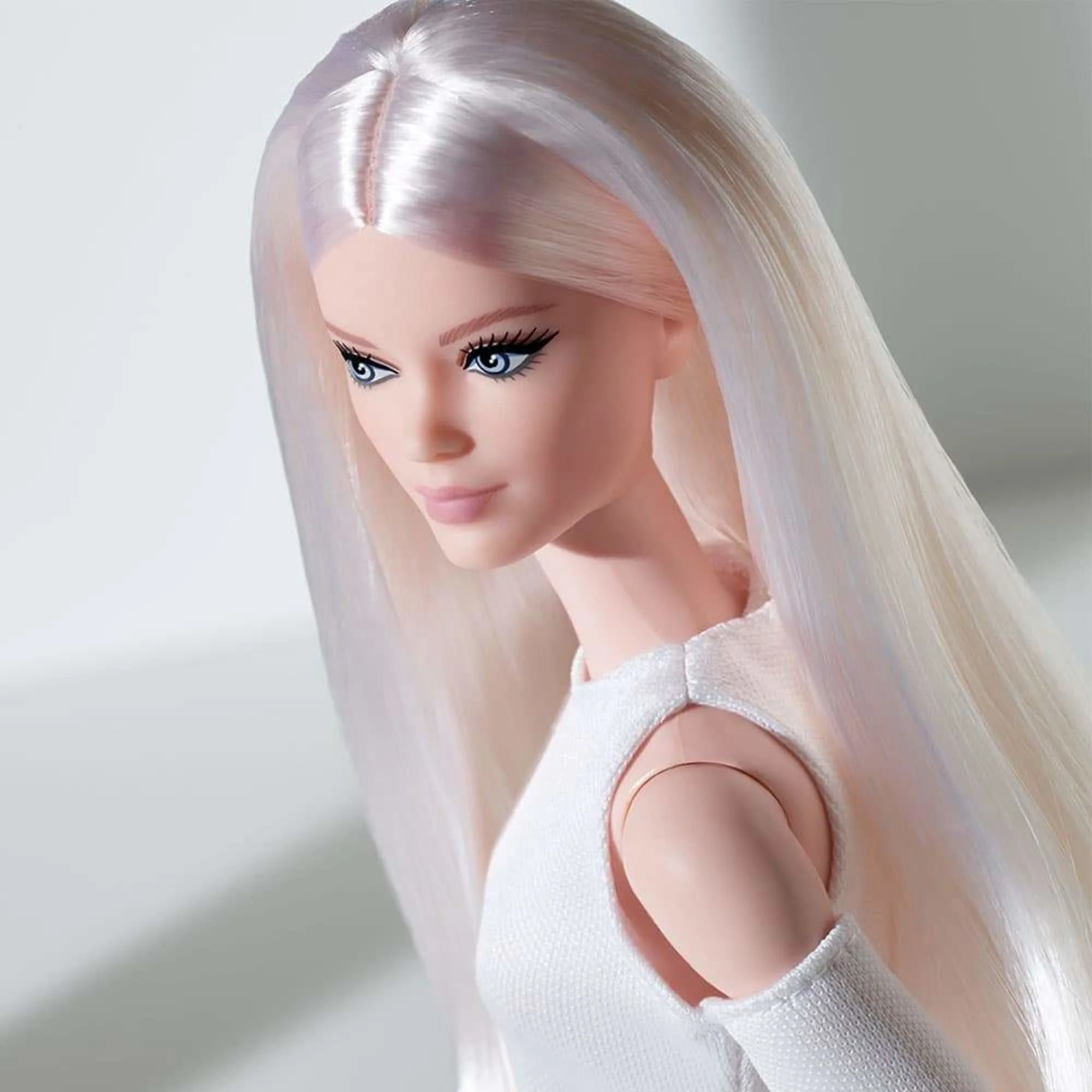Mattel Creations Barbie Looks Doll (Tall, Blonde)
