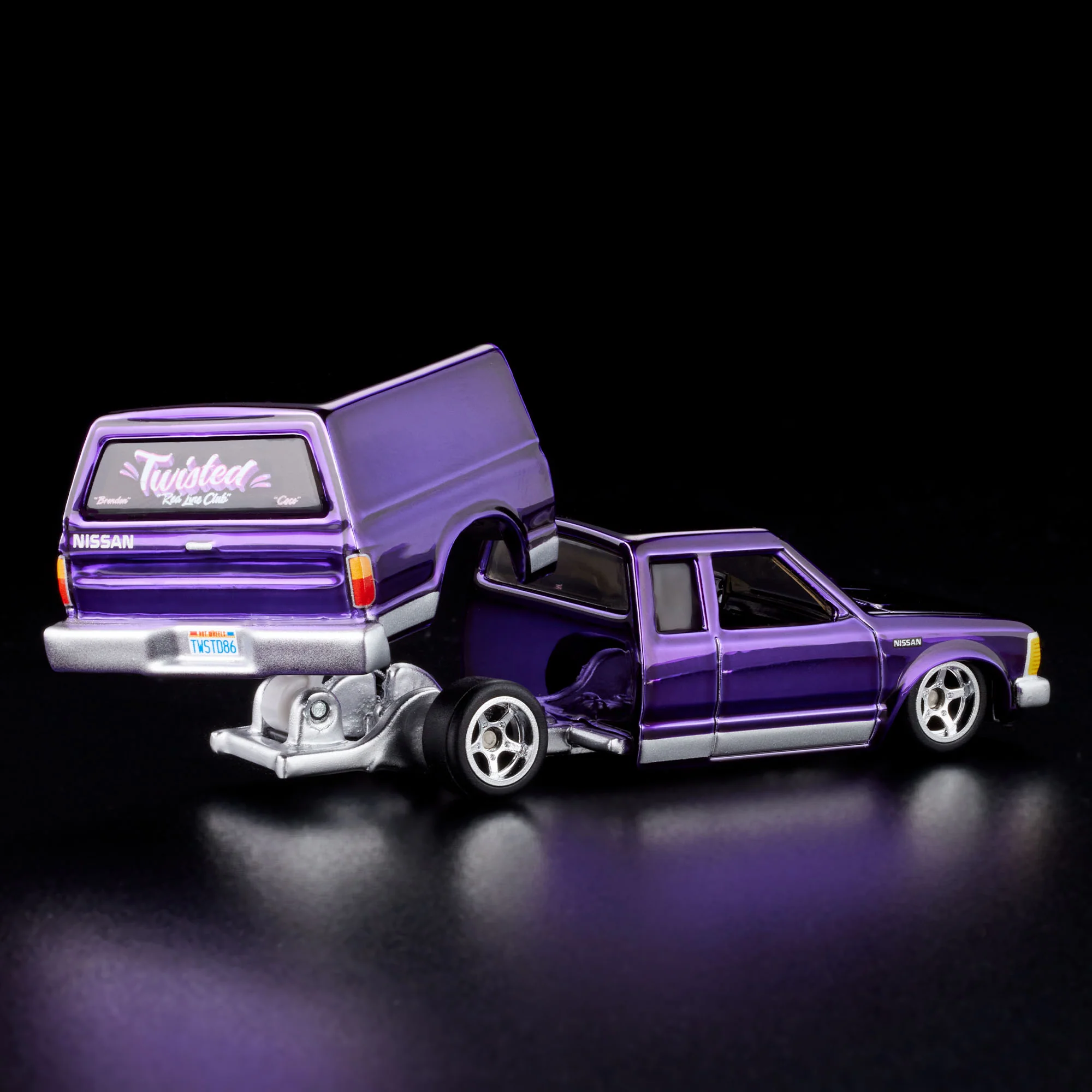 Mattel Creations Hot Wheels RLC 1986 Nissan 720 King Cab