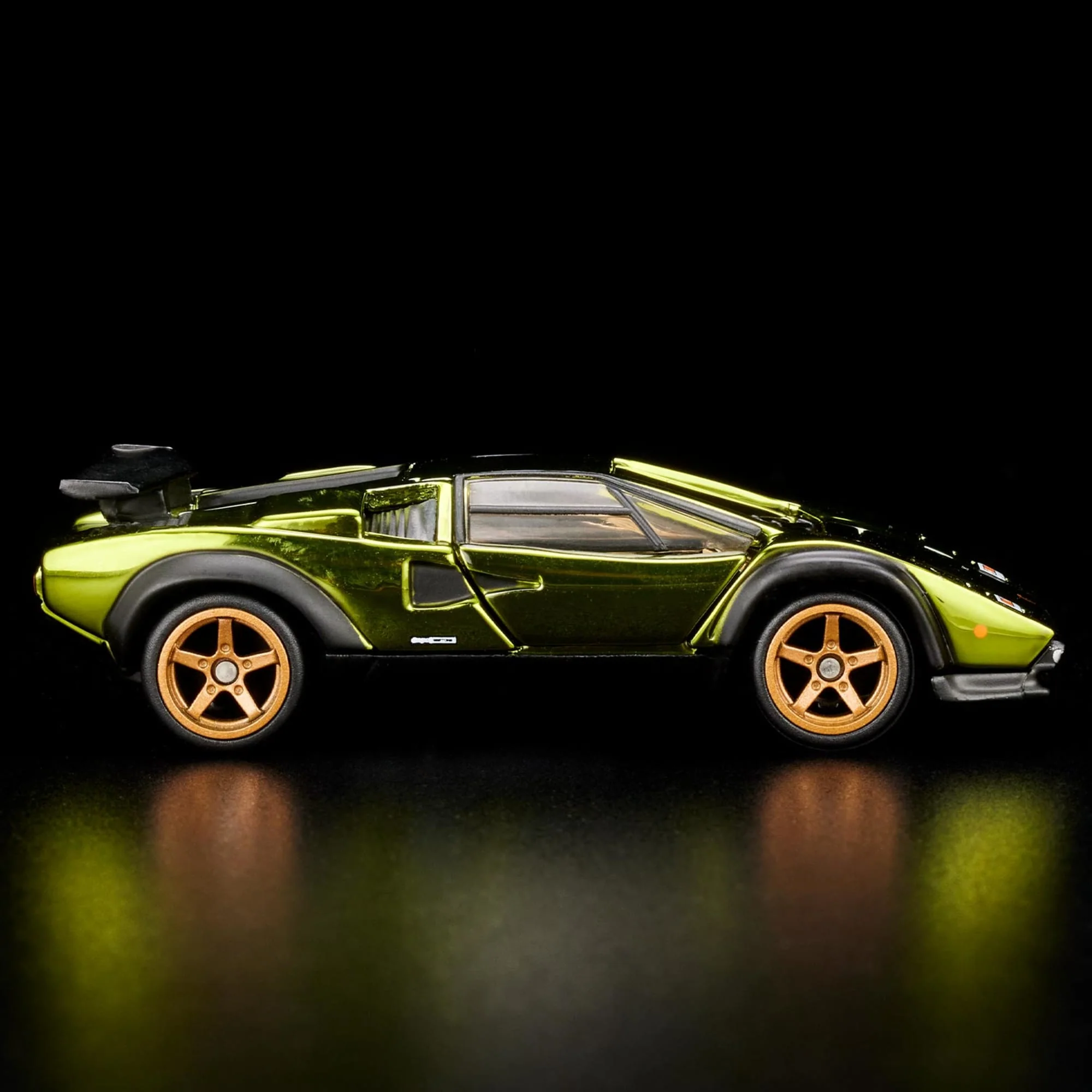 Mattel Creations RLC EXCLUSIVE '82 LAMBORGHINI COUNTACH LP 500 S