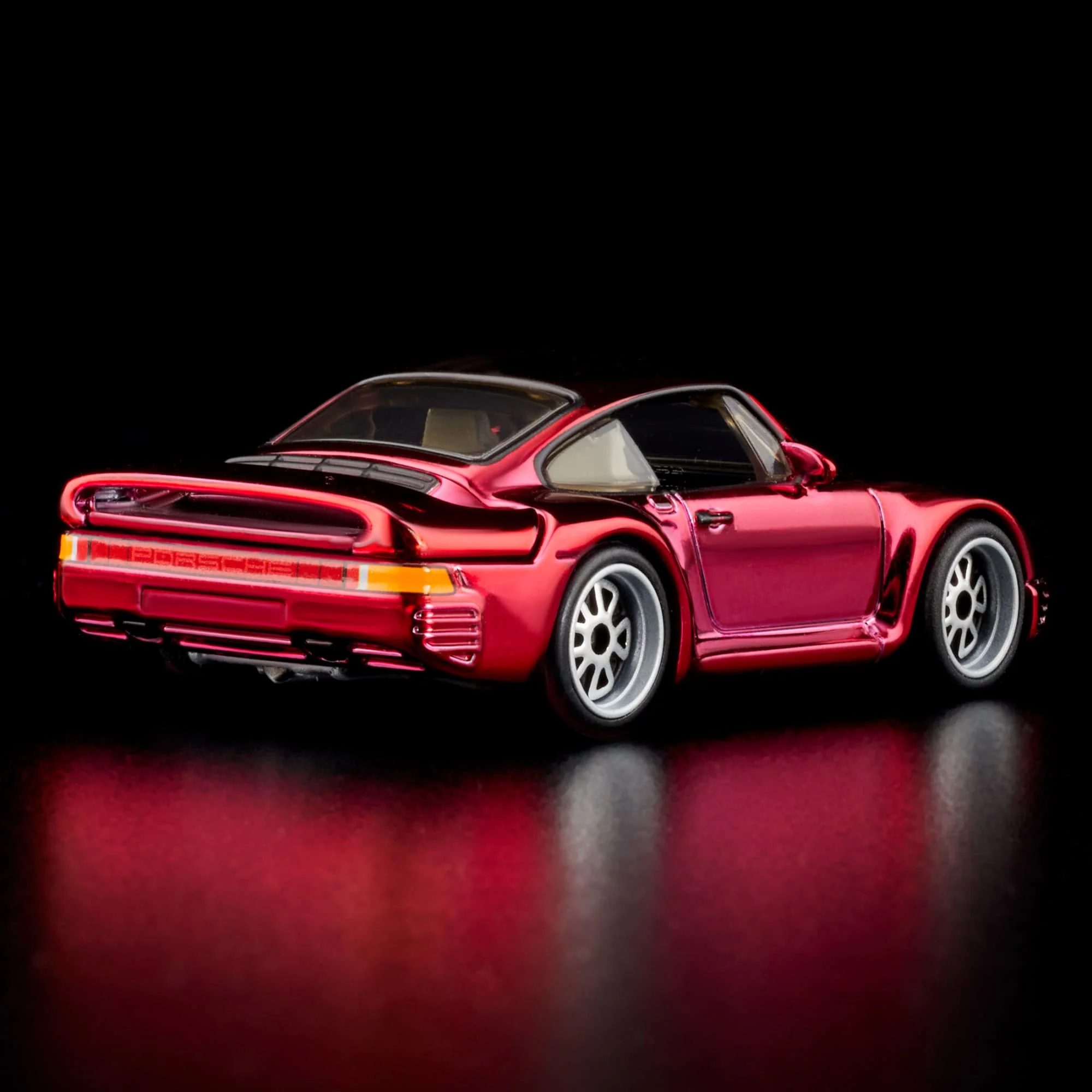 Mattel Creations RLC Exclusive 1986 Porsche 959