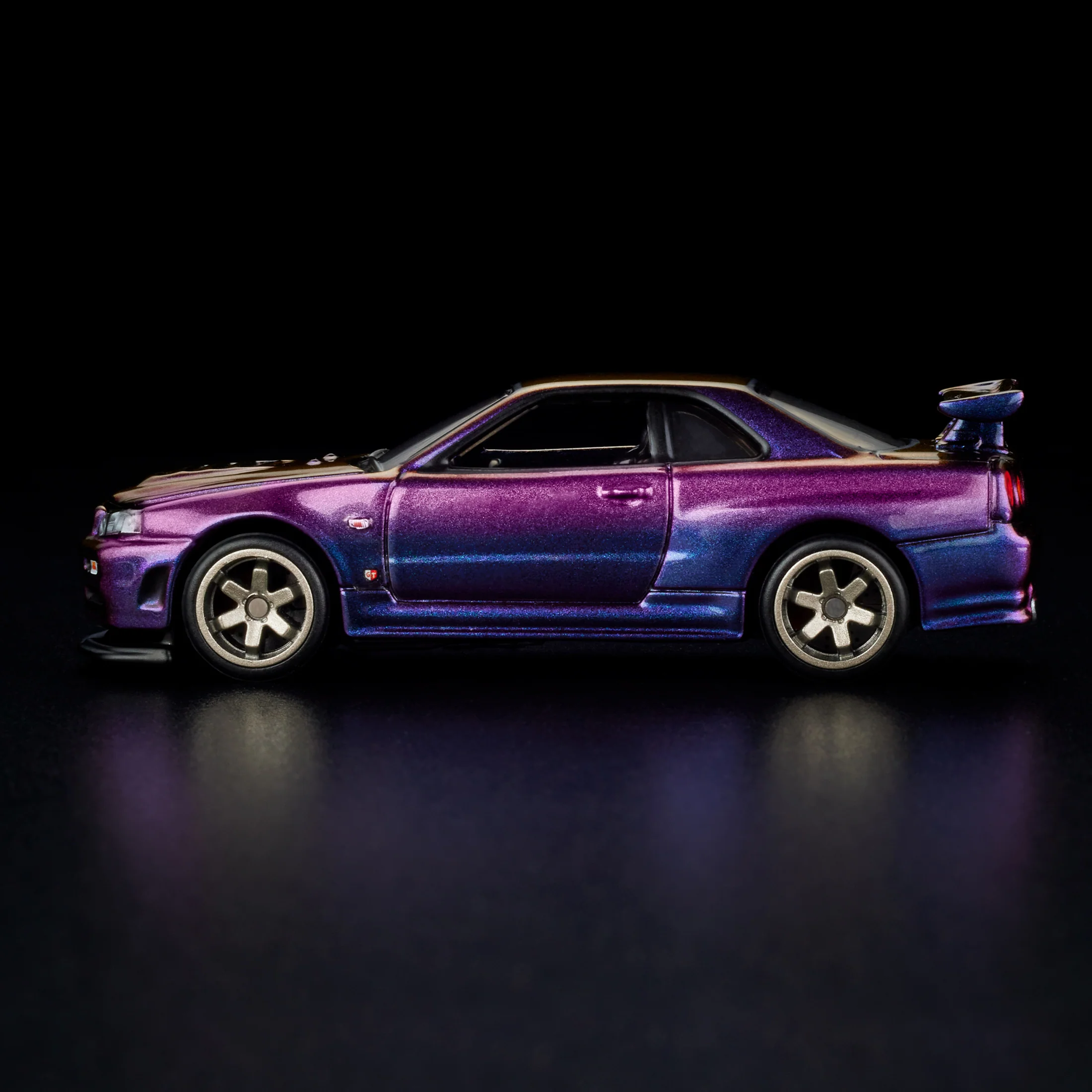 Mattel Creations RLC Exclusive Nissan Skyline GT-R BNR34