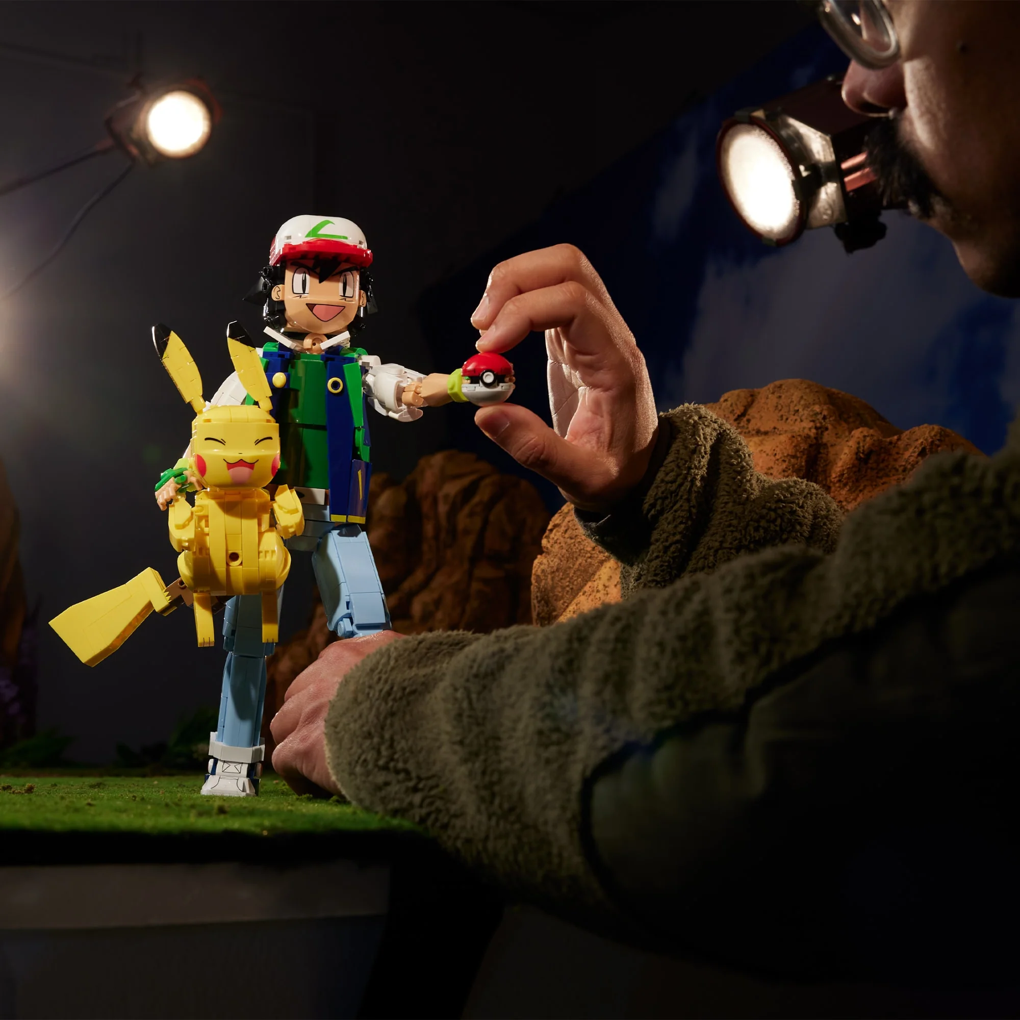 Mattel Creations Ash & Pikachu: Path to Victory by MEGA