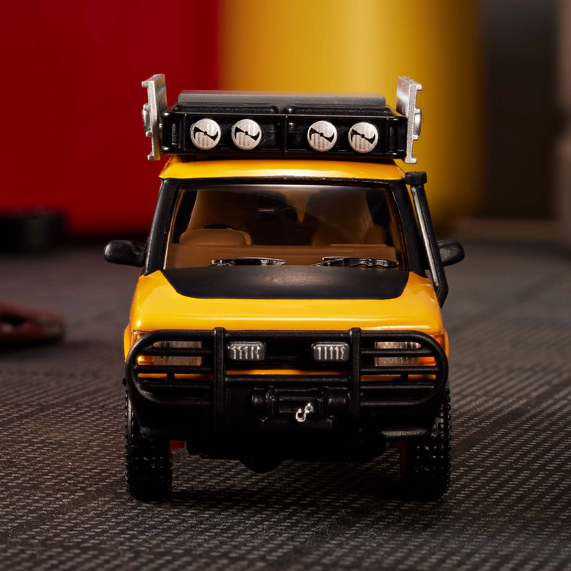 Mattel Creations Hot Wheels Elite 64 Mod Shop '94 Land Rover Discovery