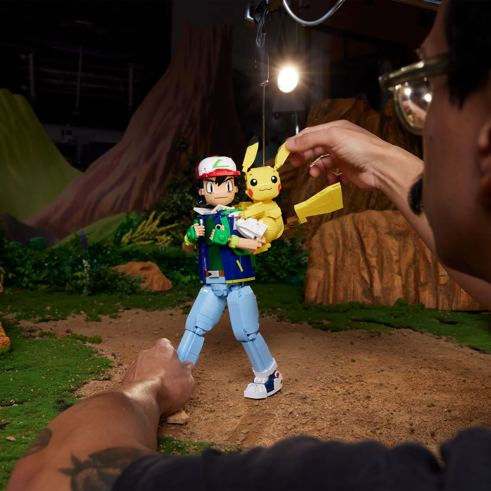 Mattel Creations Ash & Pikachu: Path to Victory by MEGA