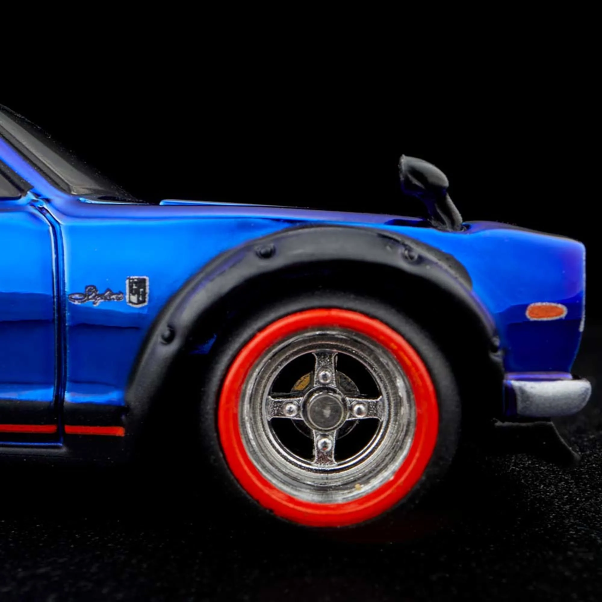 Mattel Creations 2022 RLC Membership '72 Nissan Skyline H/T 2000 GT-R