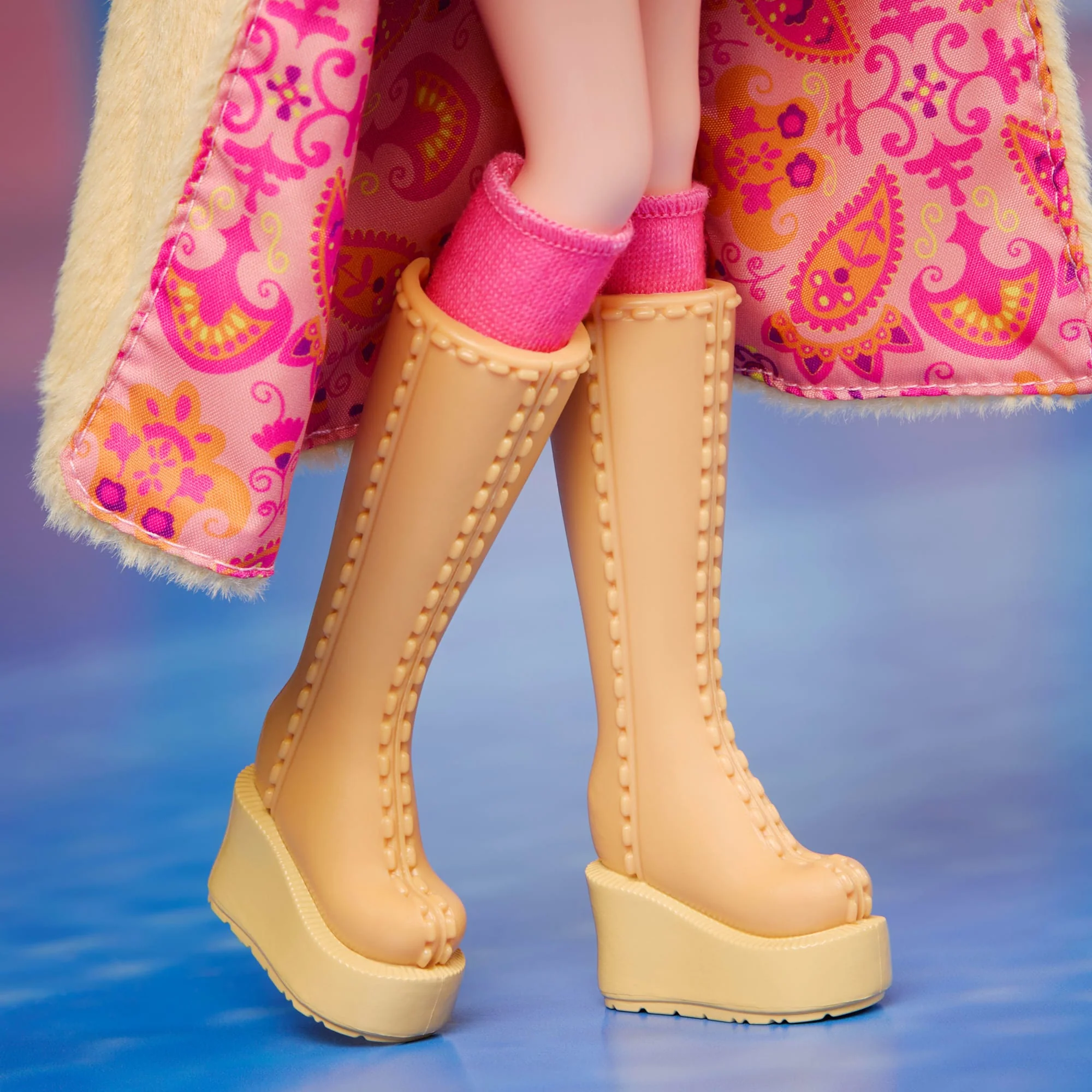 Mattel Creations My Scene Chelsea Doll
