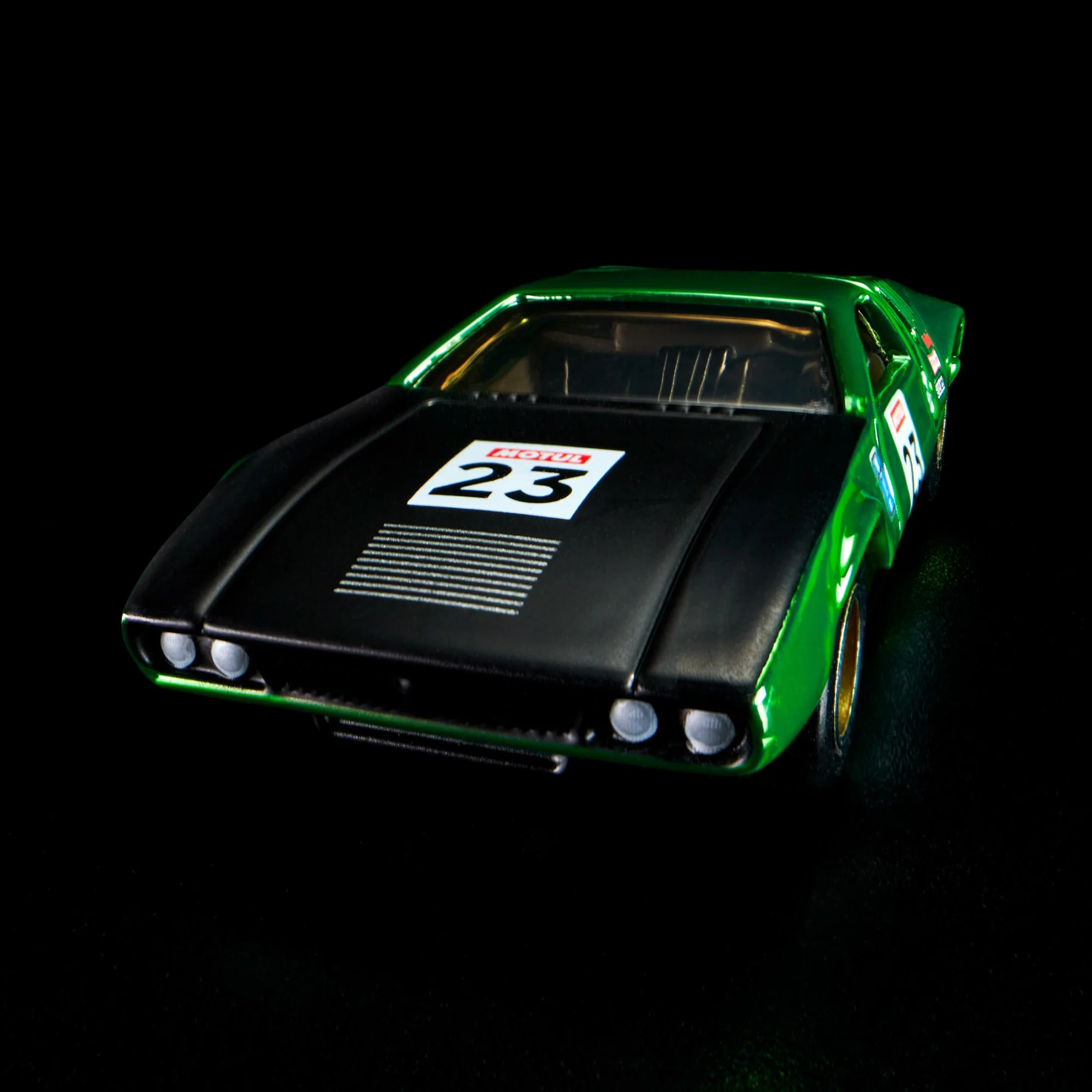 Mattel Creations RLC Exclusive 1971 De Tomaso Mangusta