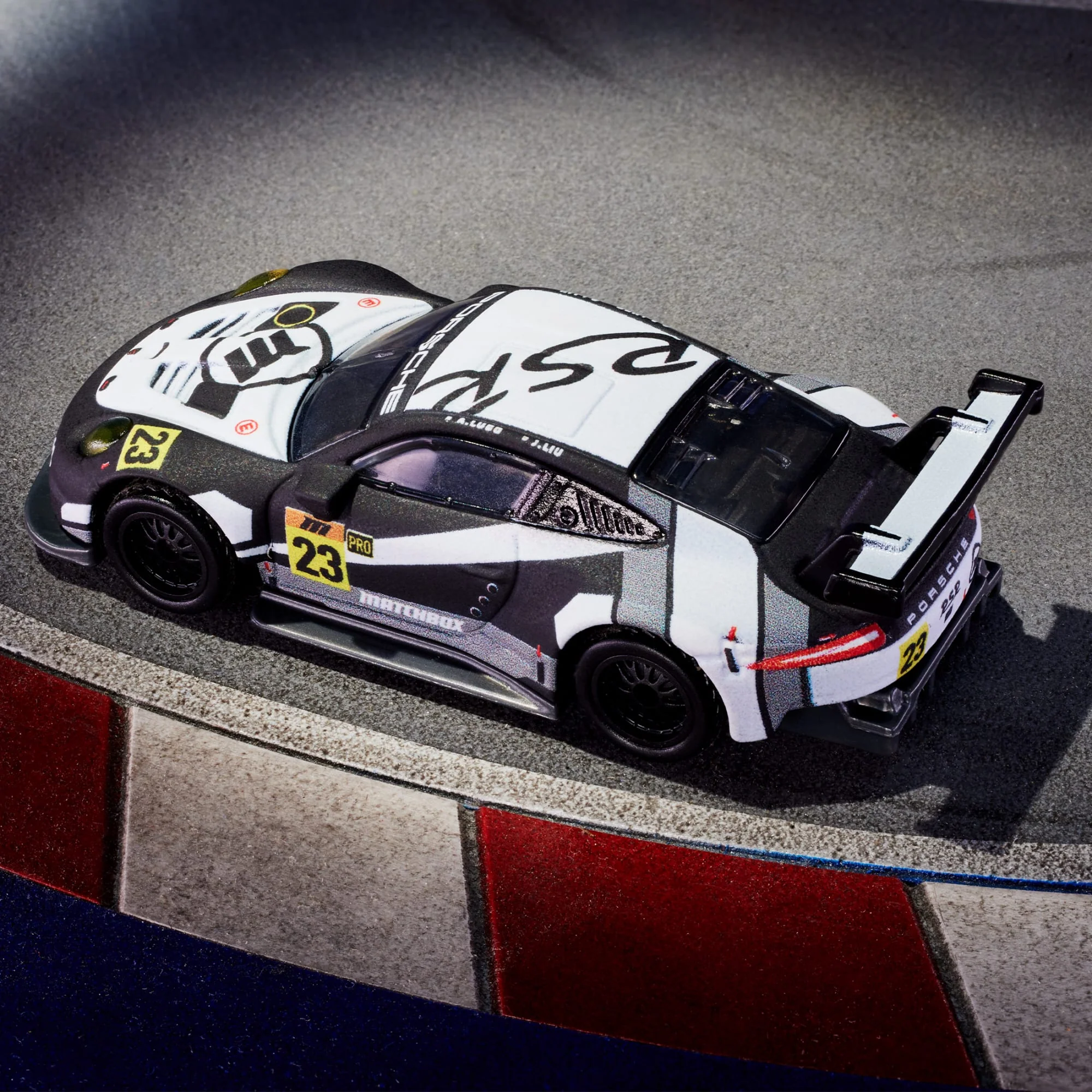 Mattel Creations Matchbox Porsche 911 RSR