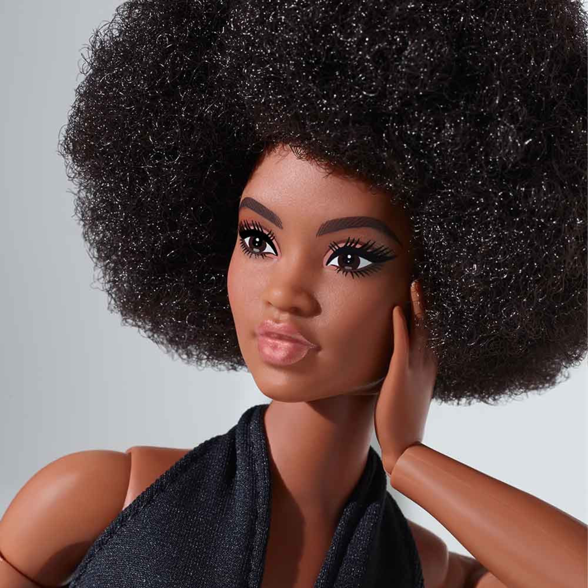 Mattel Creations Barbie Looks Doll (Curvy, Brunette)