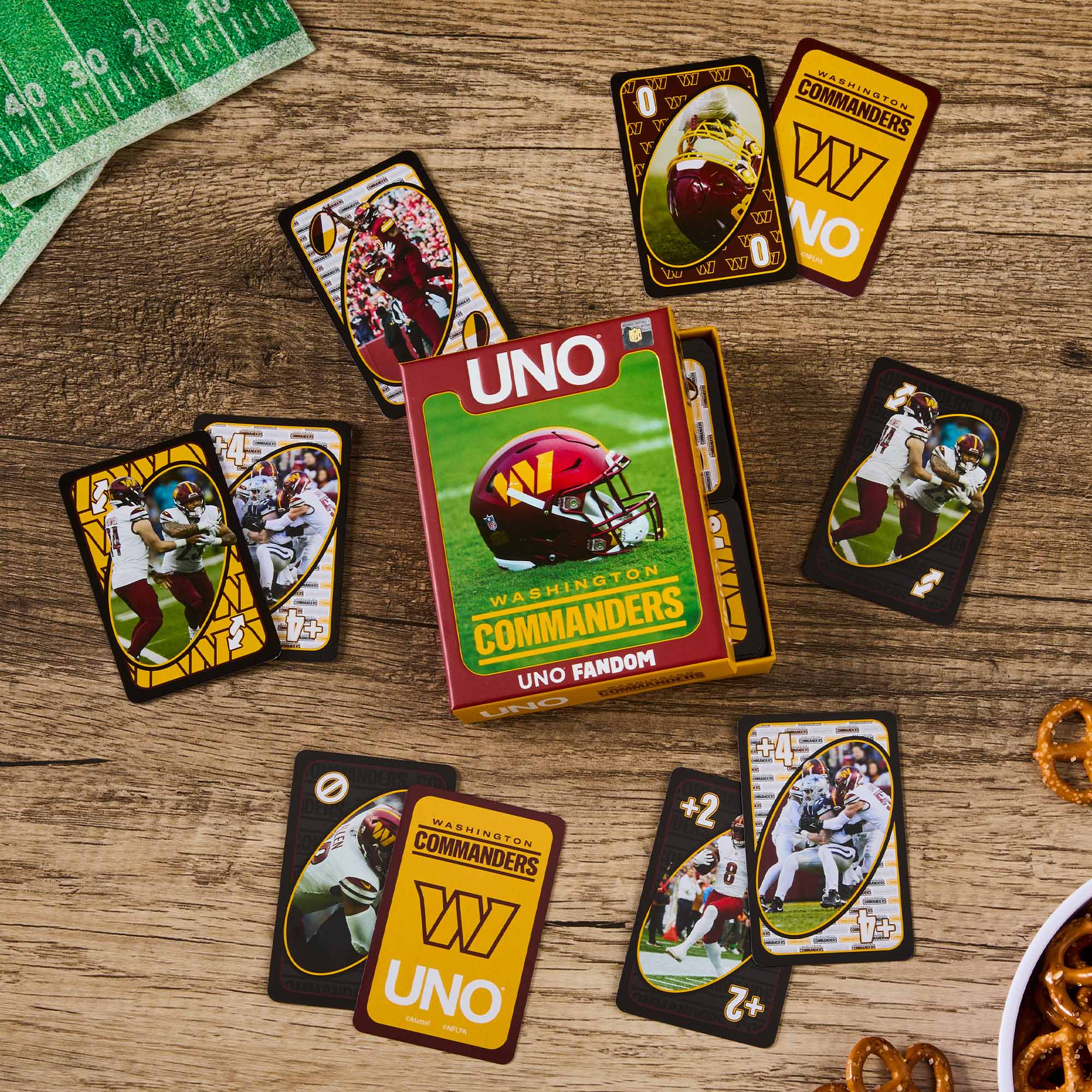 Mattel Creations UNO Fandom NFL Washington Commanders Game Deck