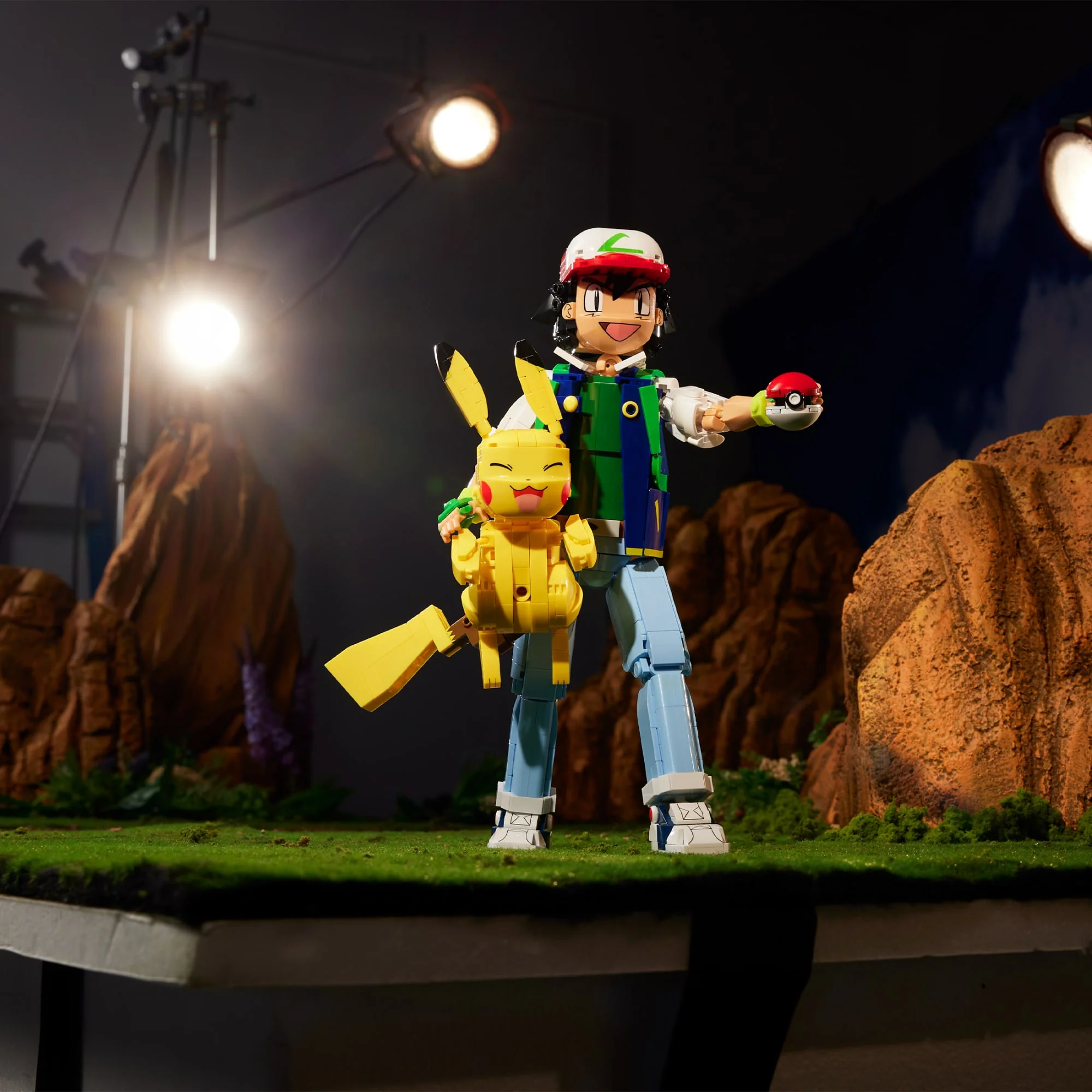 Mattel Creations Ash & Pikachu: Path to Victory by MEGA