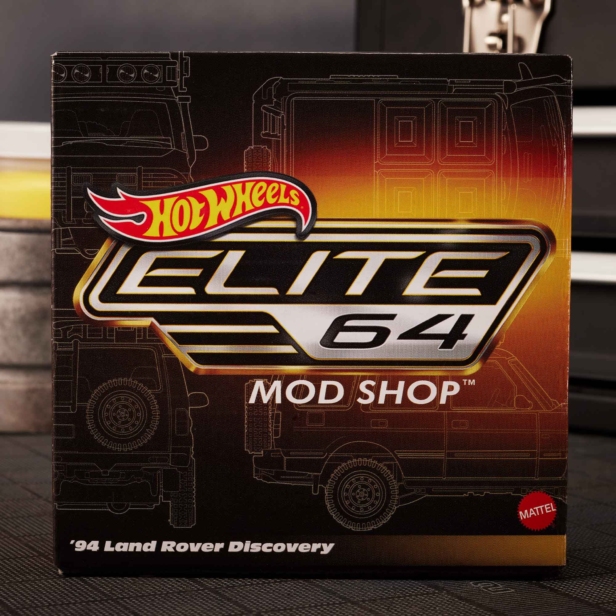 Mattel Creations Hot Wheels Elite 64 Mod Shop '94 Land Rover Discovery