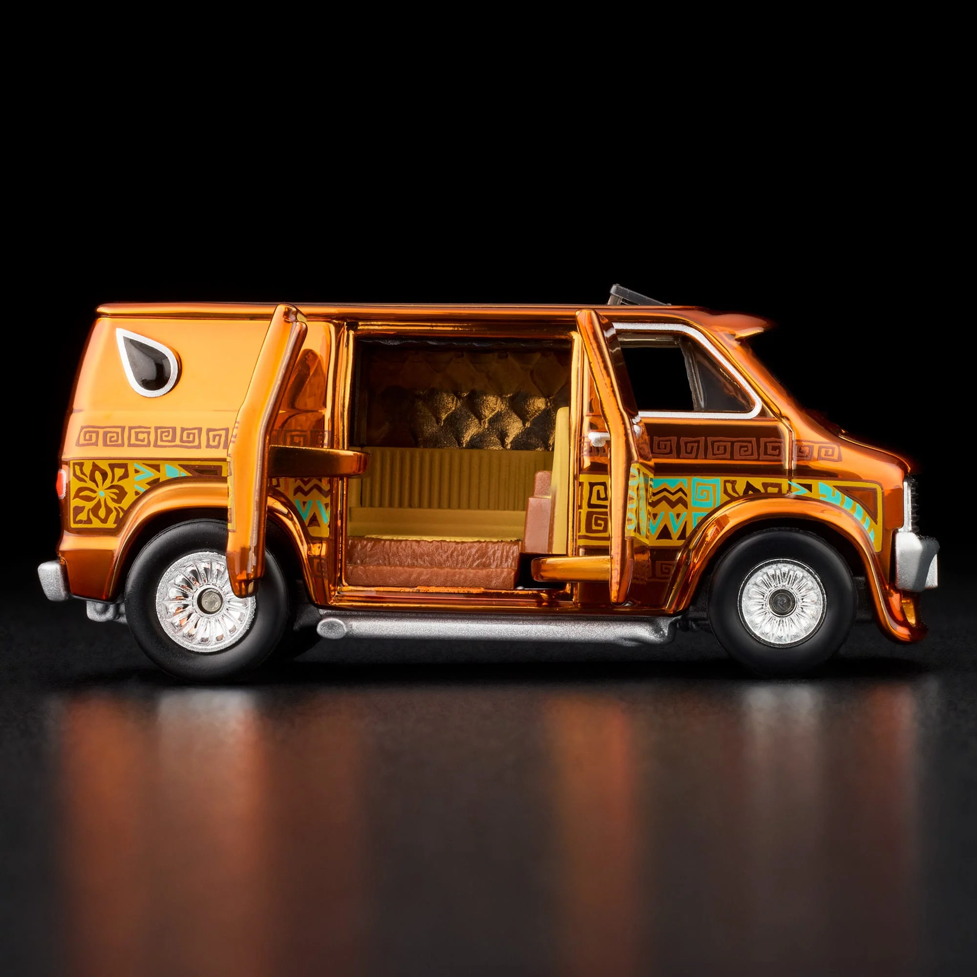 Mattel Creations RLC Exclusive '70s Dodge Tradesman Van