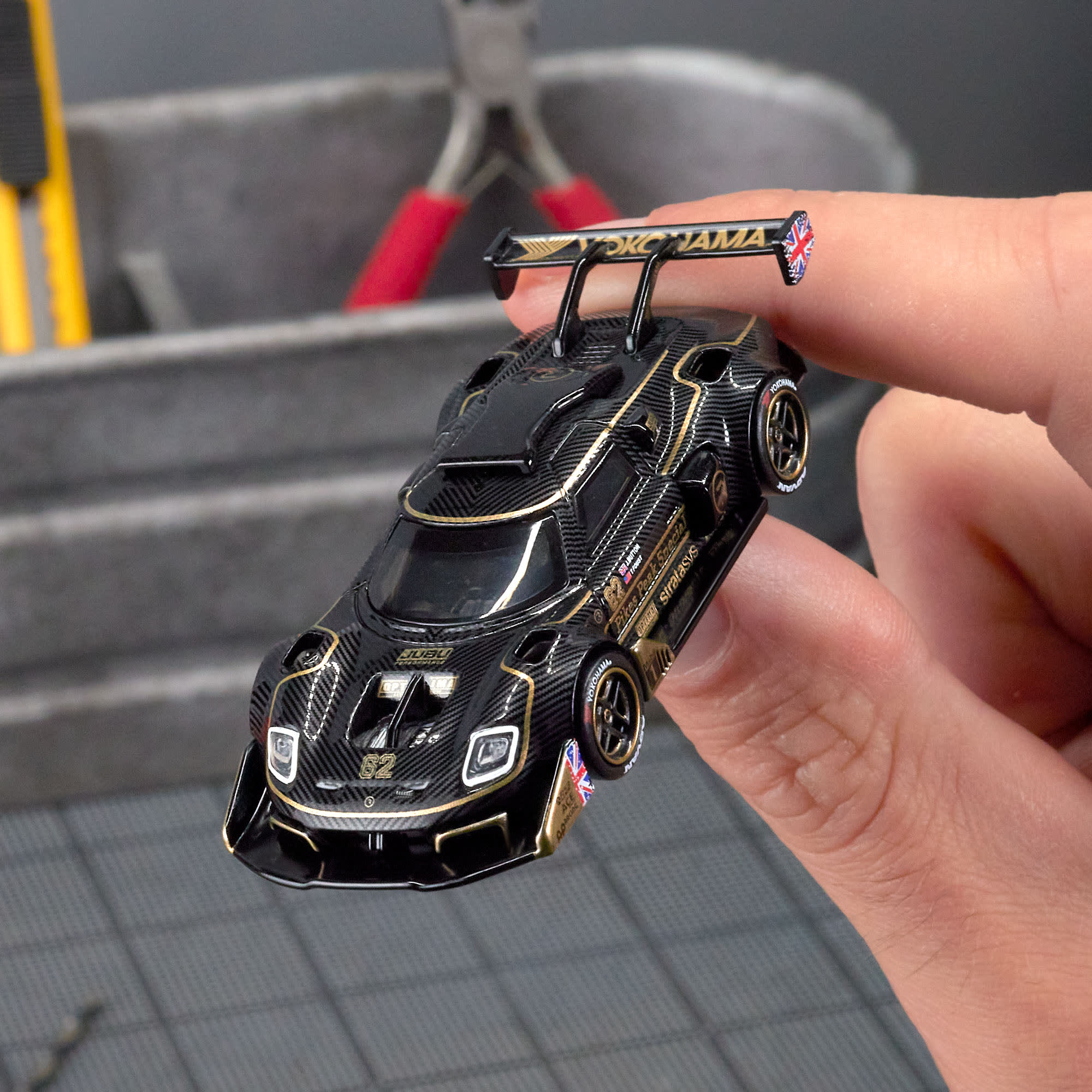 Mattel Creations Hot Wheels Elite 64 Radford Type 62-2 Pikes Peak