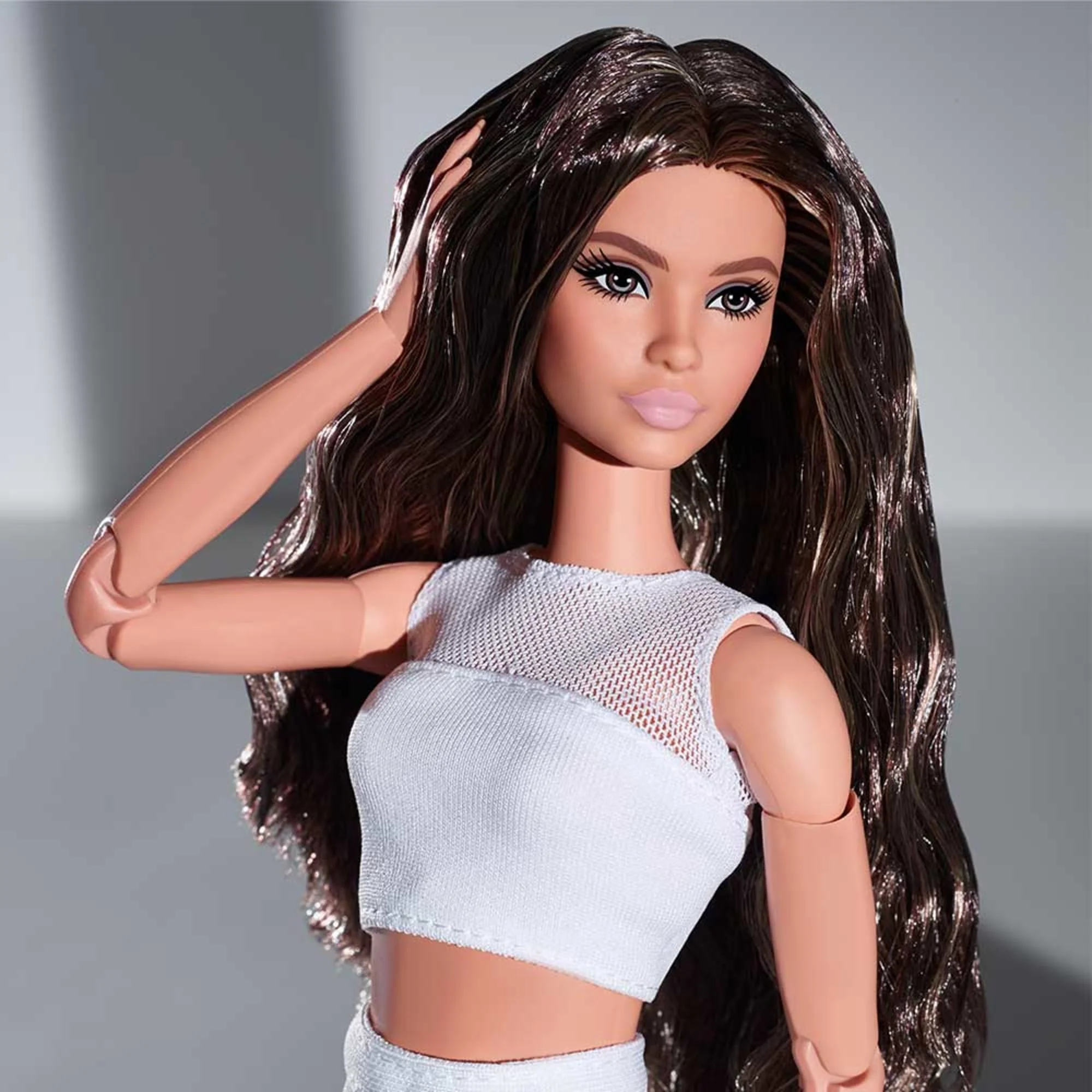 Mattel Creations Barbie Looks Doll (Original, Brunette Wavy Hair)
