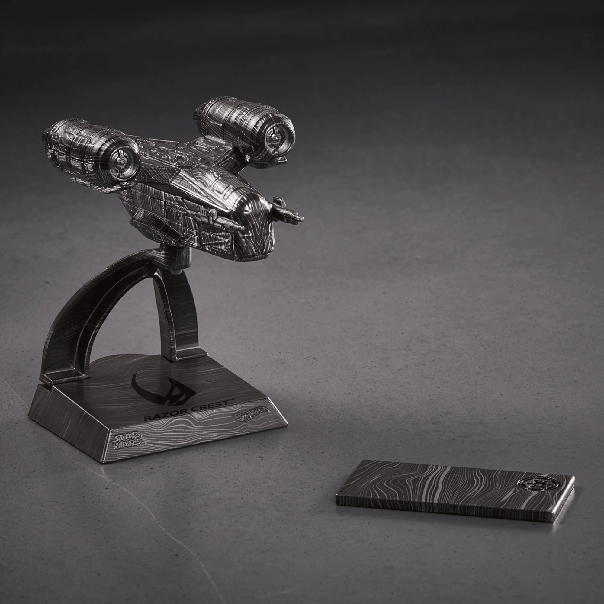 Mattel Creations Hot Wheels Star Wars Razor Crest Starship
