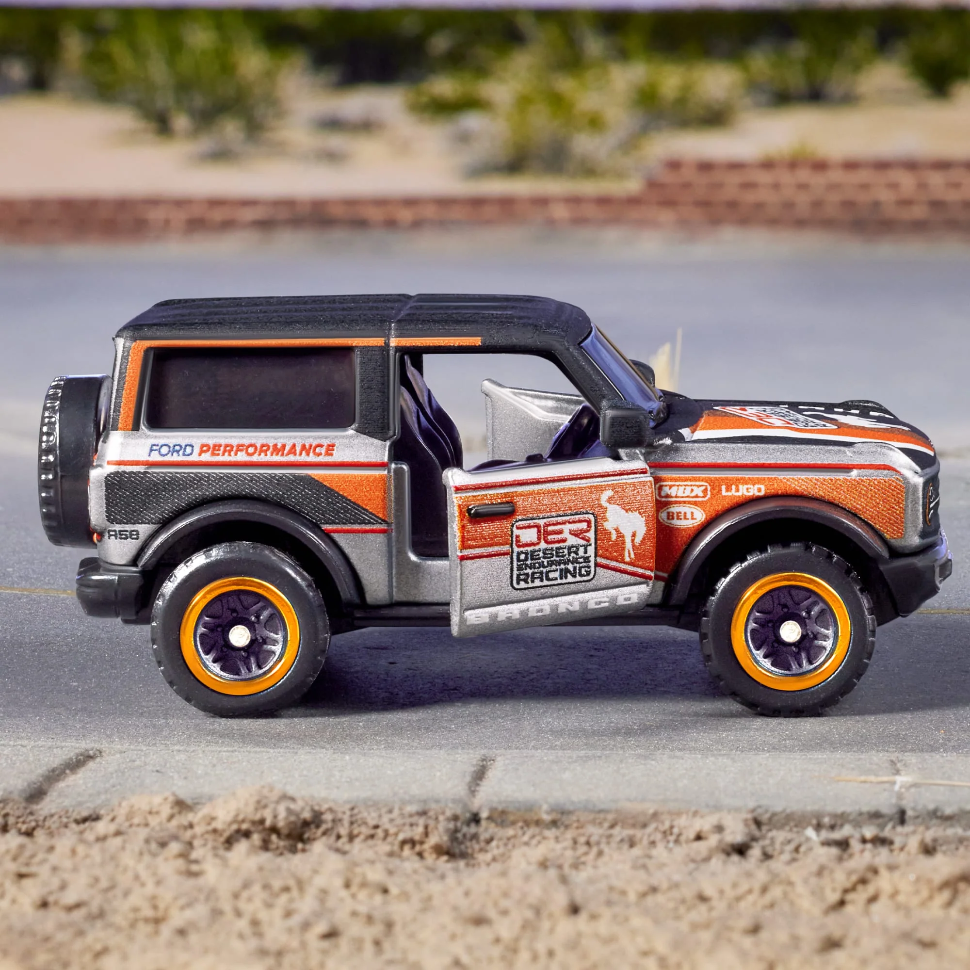 Mattel Creations Matchbox 2021 Ford Bronco