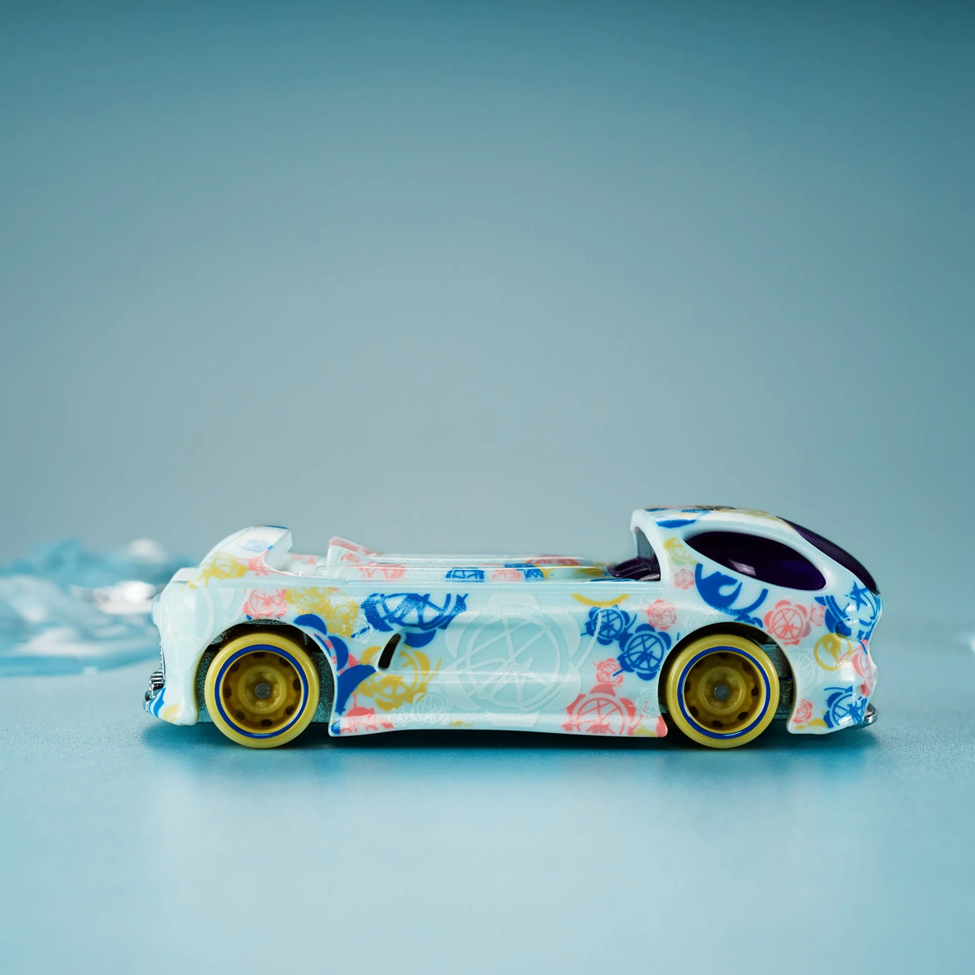 Mattel Creations Sean Wotherspoon x adidas x Hot Wheels Deora II Vehicle
