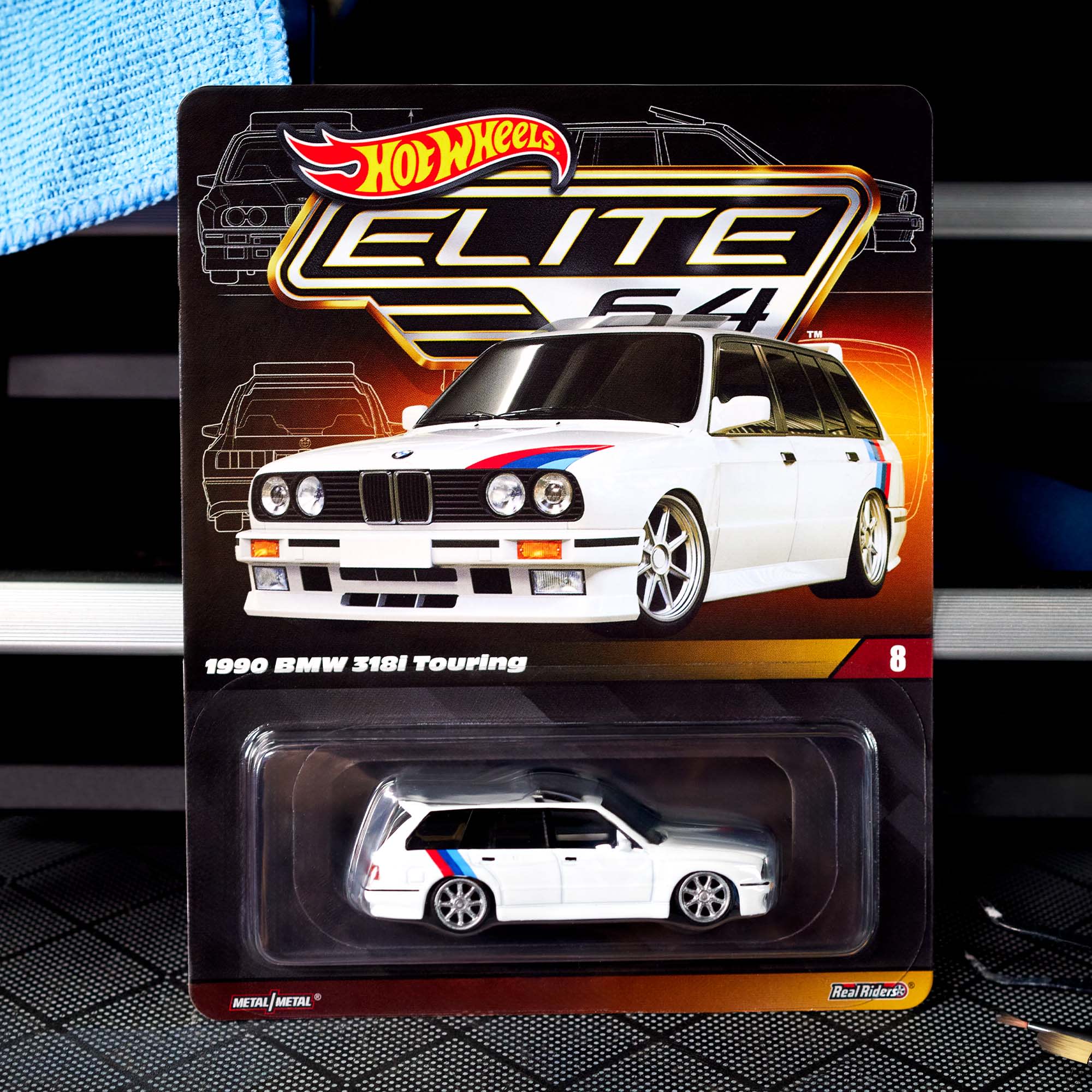 Mattel Creations Hot Wheels Elite 64 1990 BMW 318i Touring