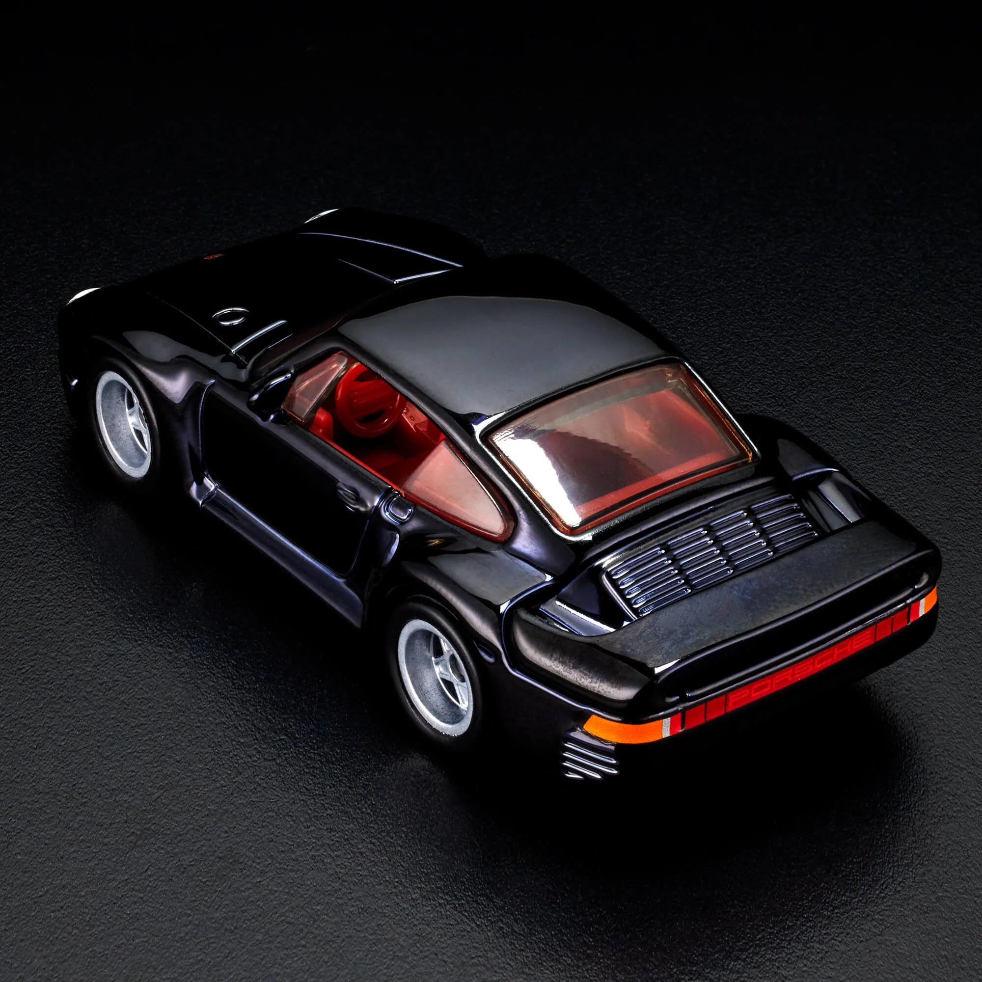 Mattel Creations RLC Exclusive 1986 Porsche 959