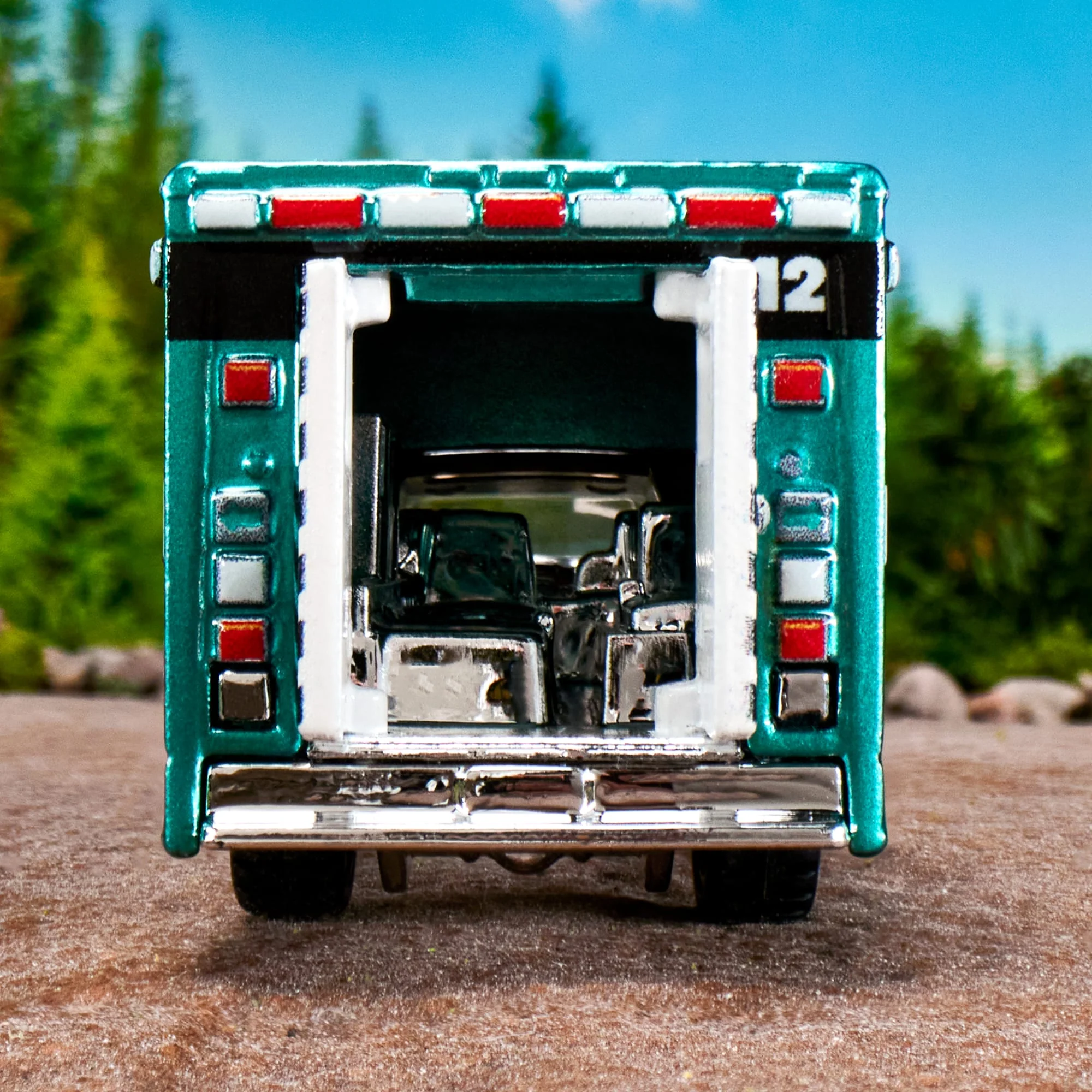 Mattel Creations Matchbox 2019 Ram Ambulance