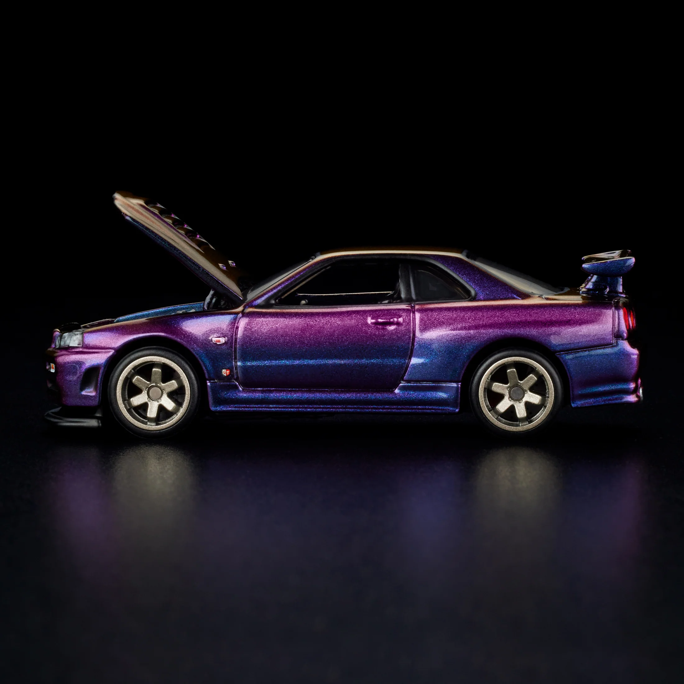 Mattel Creations RLC Exclusive Nissan Skyline GT-R BNR34