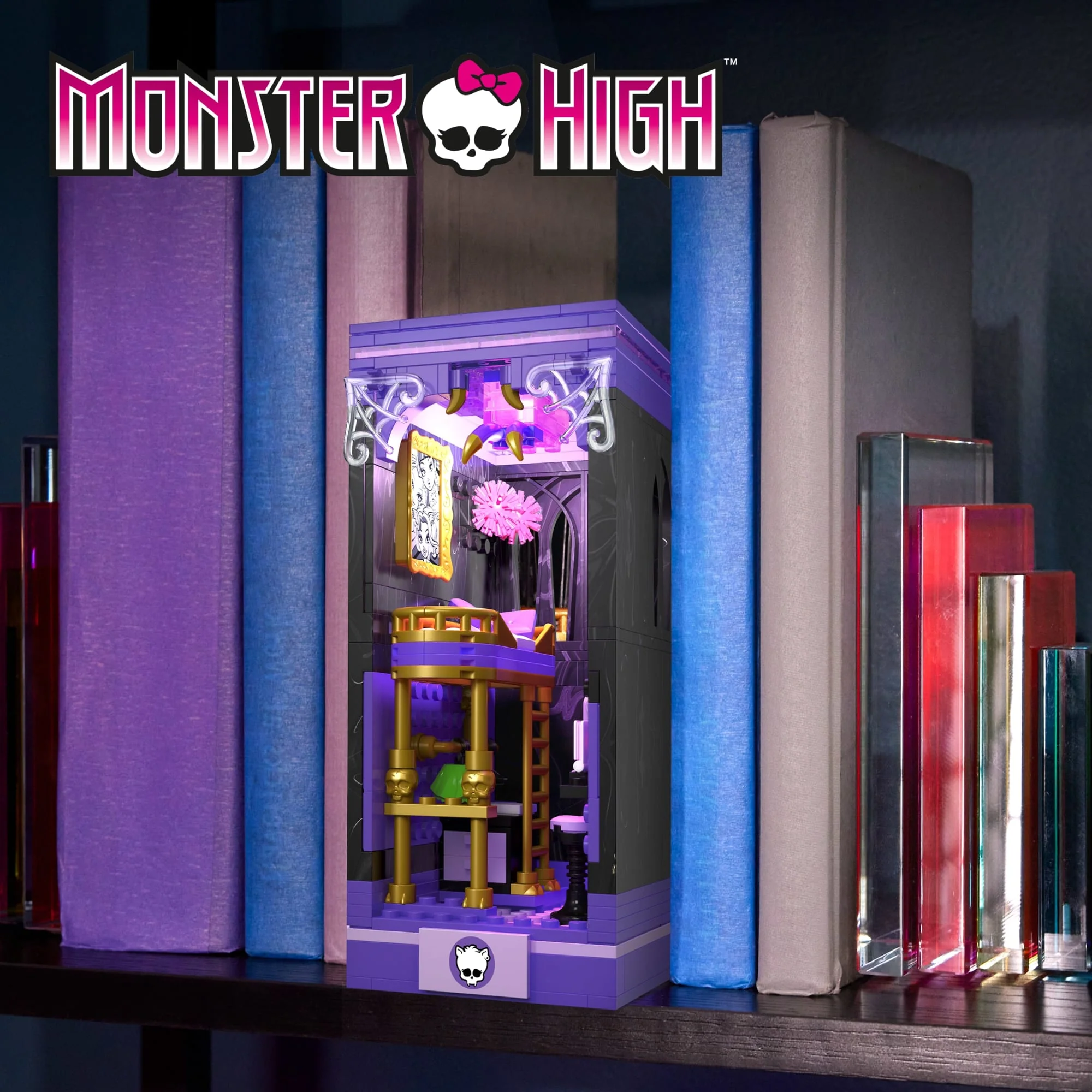 Mattel Creations MEGA Monster High Clawdeen's Boo-k Den Building Toy Kits