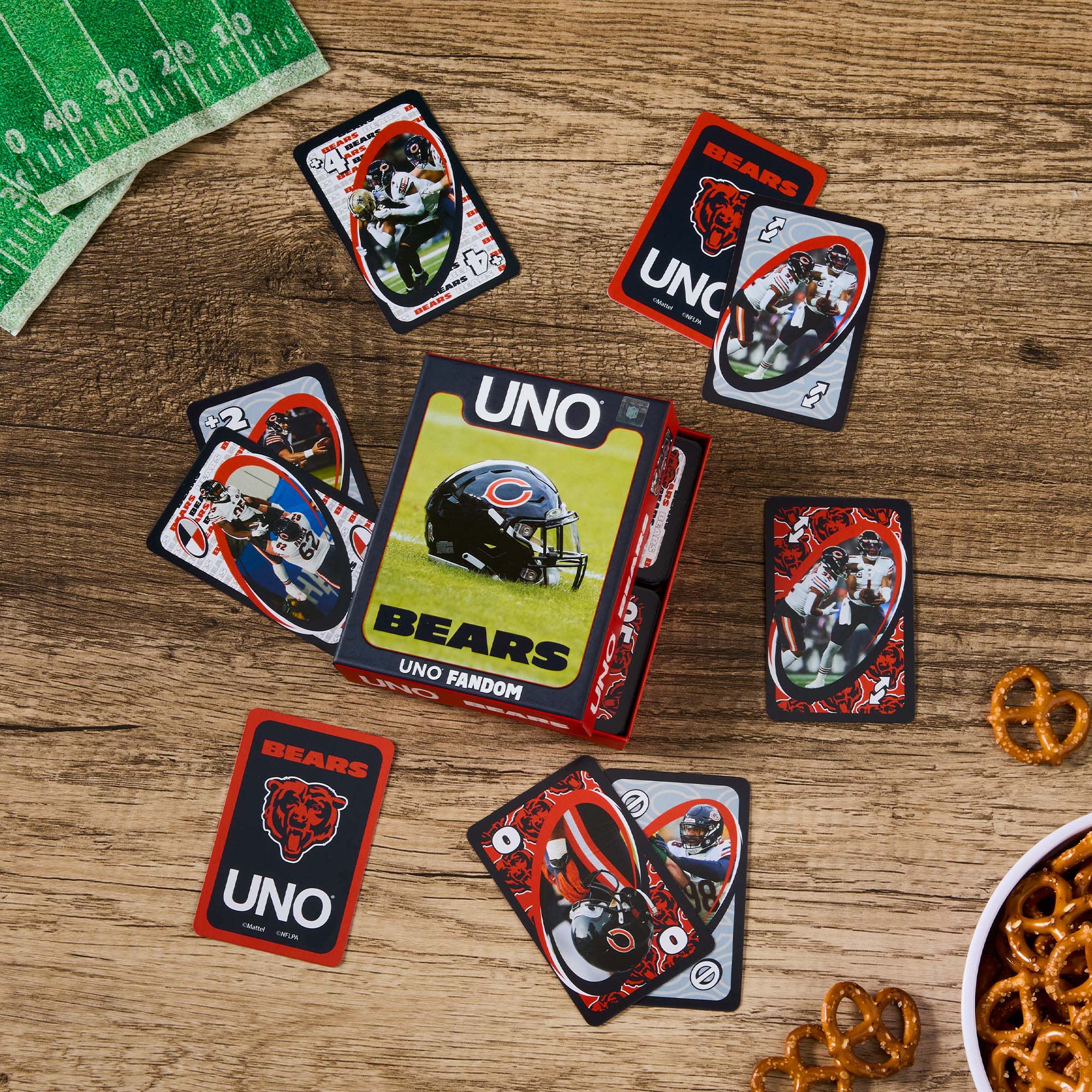 Mattel Creations UNO Fandom NFL Chicago Bears Game Deck